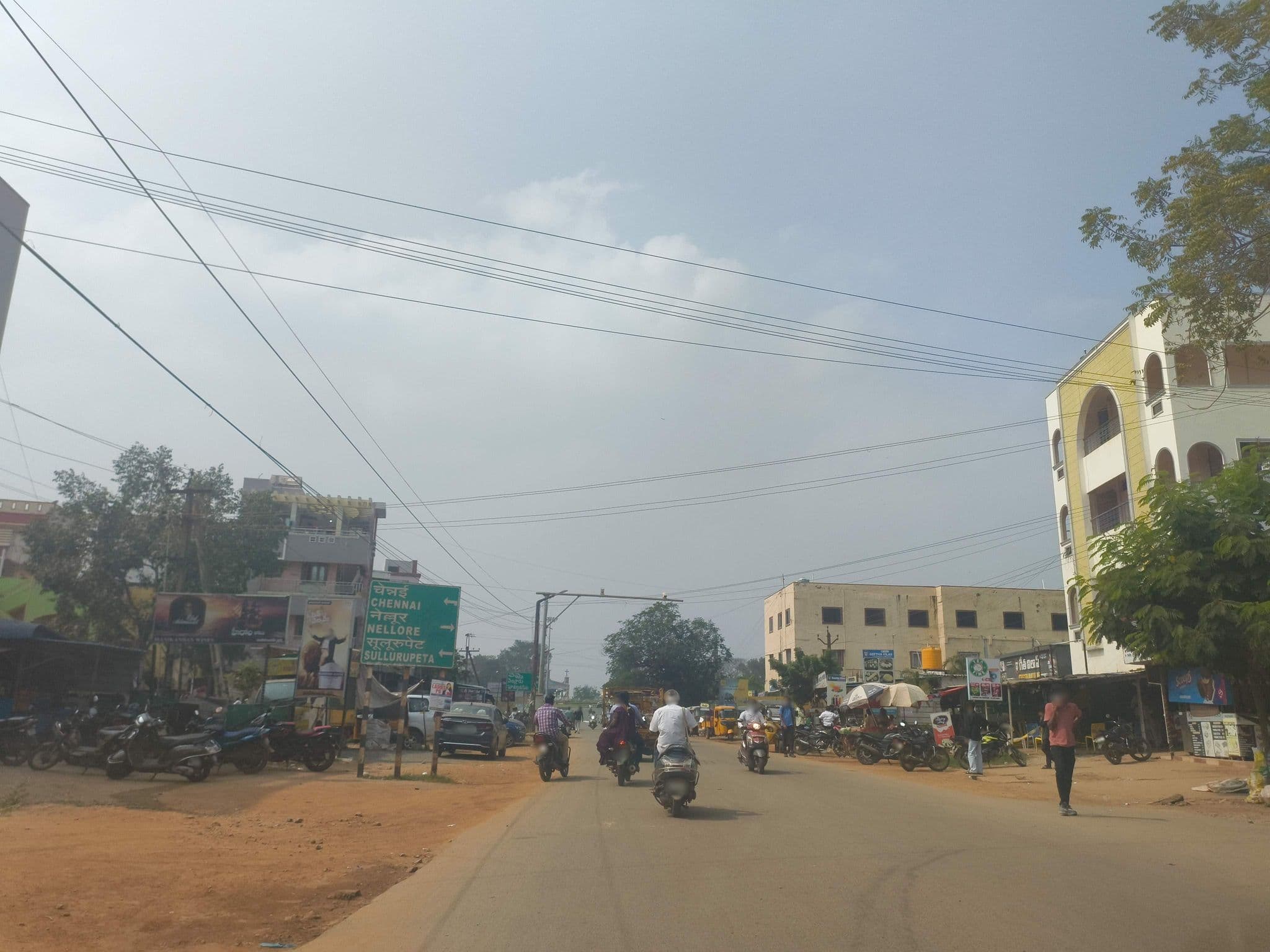 Street view near Kinnera Grand Days Inn, Yerrabalem — © ph4ni (CC BY-SA · Mapillary)