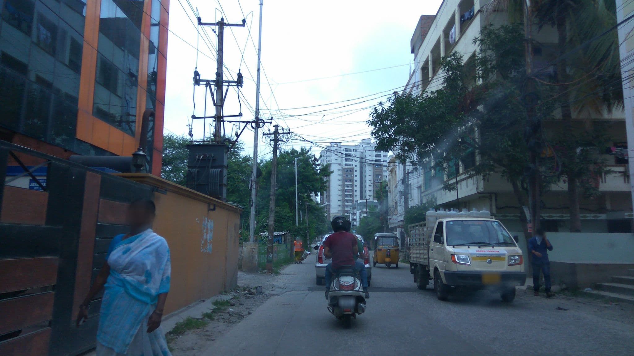 Street view near Zostel Hyderabad, Kukatpally — © natarajakaveeti (CC BY-SA · Mapillary)