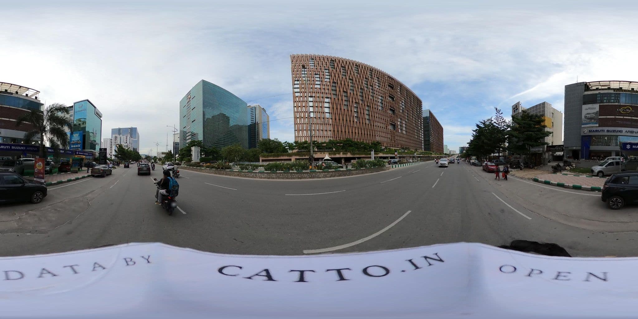 Street view near OYO 16436 V Hotels, Nārsingi — © Catto (CC BY-SA · Mapillary)
