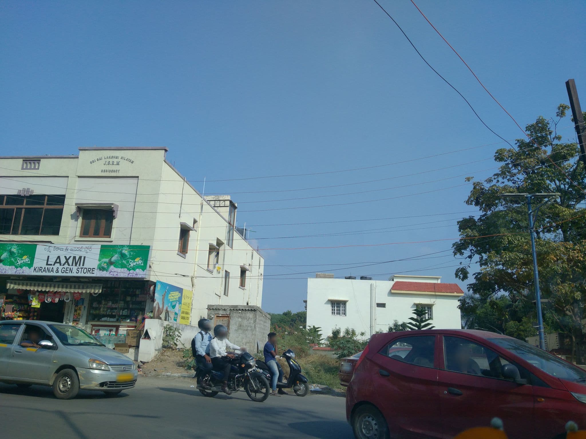 Street view near Meks Inn, Kukatpally — © pintu109 (CC BY-SA · Mapillary)