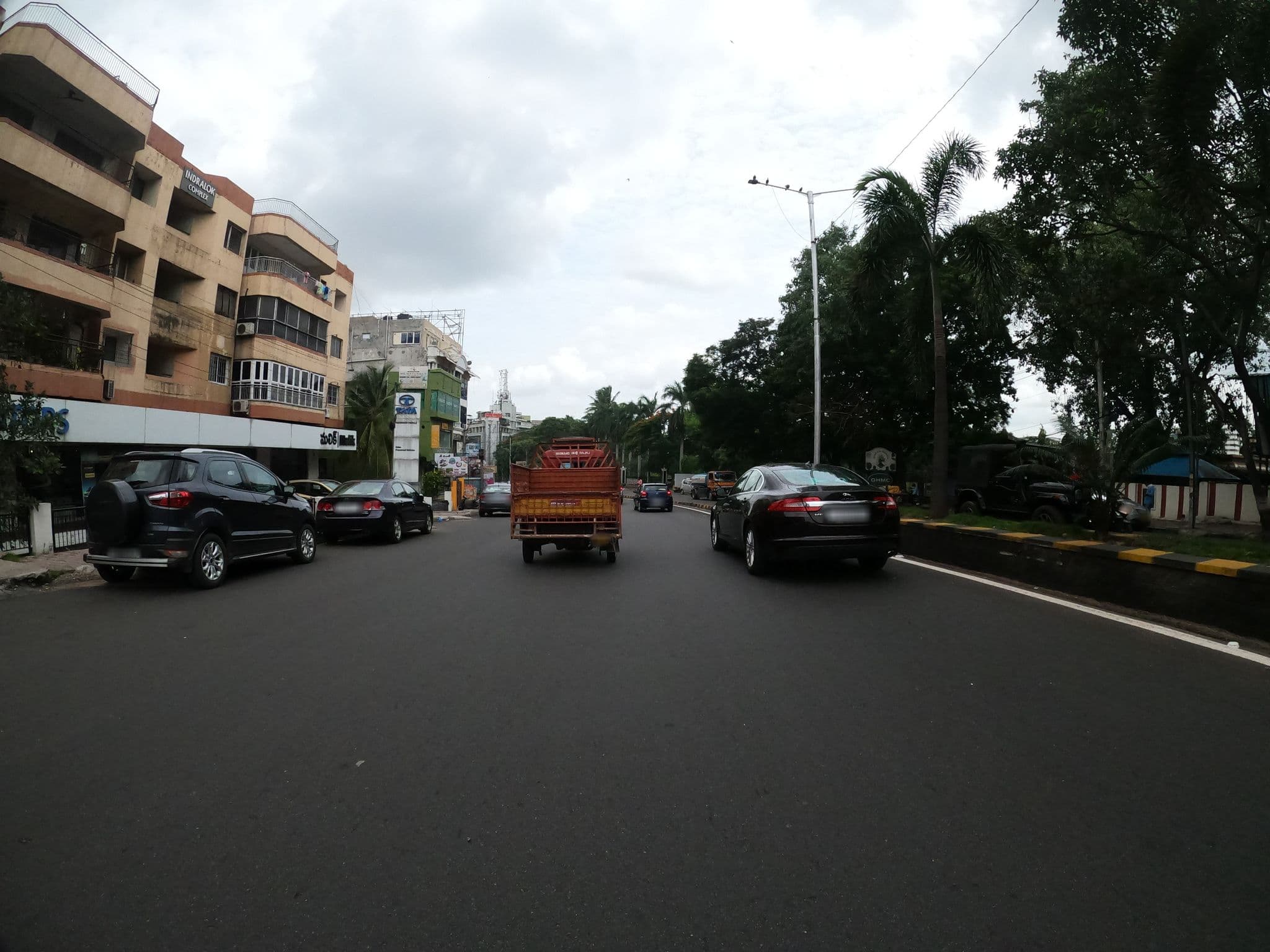 Street view near Tabla Pride Hotels, Hyderabad — © pra1985 (CC BY-SA · Mapillary)