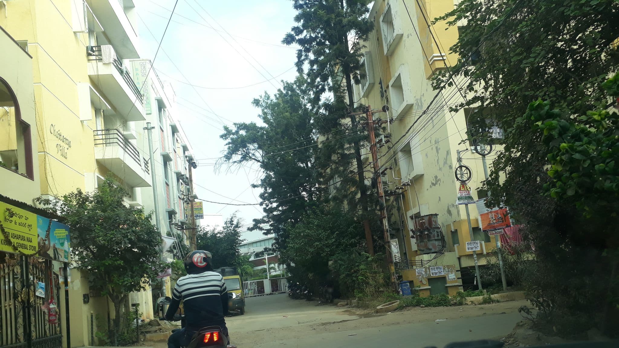 Street view near Luxor Residency, Kukatpally — © chinnu (CC BY-SA · Mapillary)