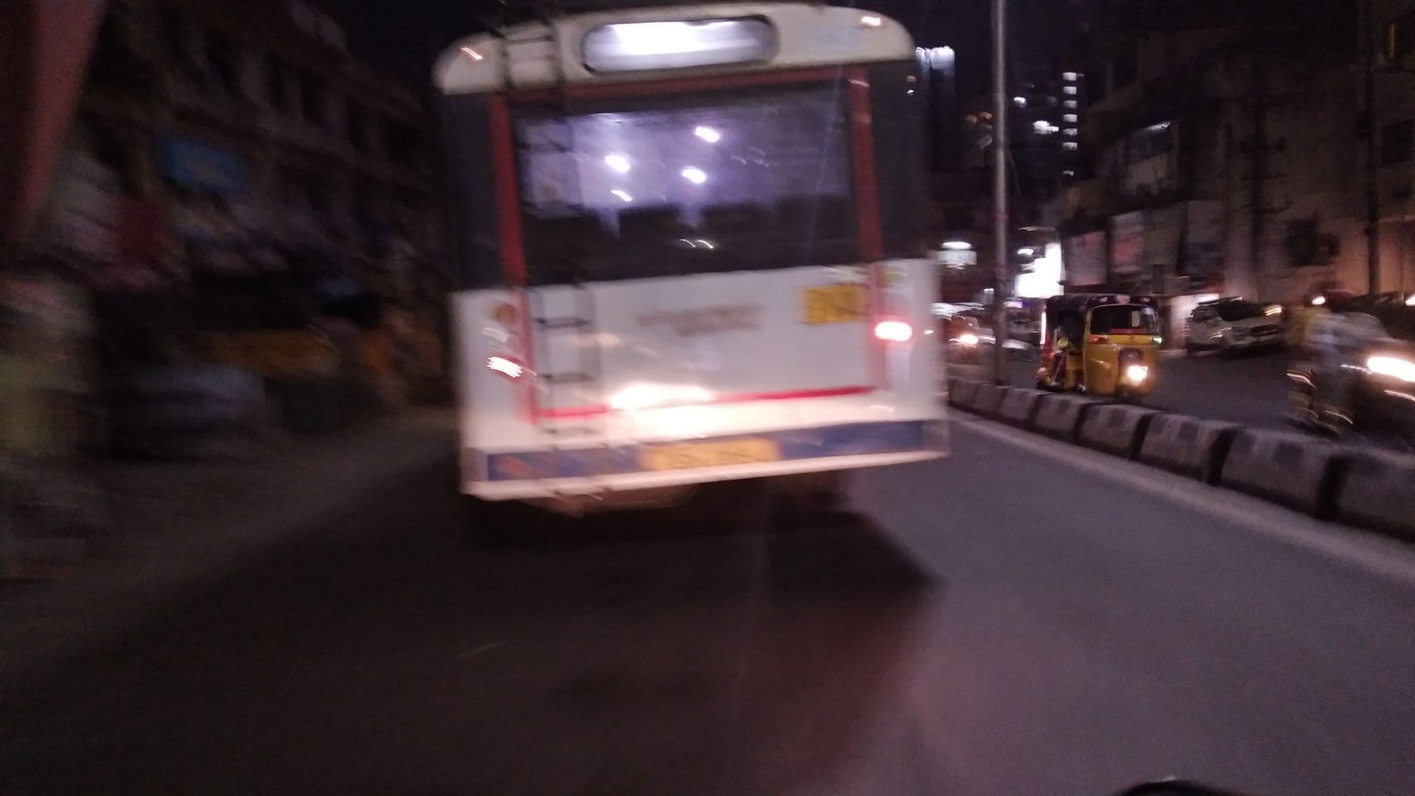 Street view near Hotel Priya Residency, Rāniganj — © seema (CC BY-SA · Mapillary)