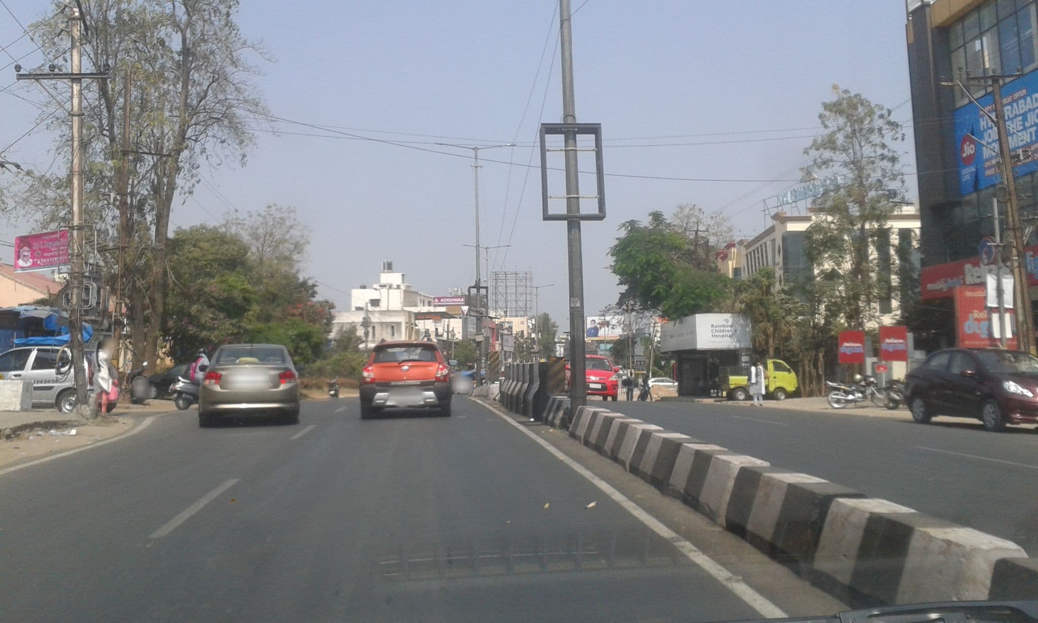 Street view near Seven Sea Hotel, Rāniganj — © yogi (CC BY-SA · Mapillary)