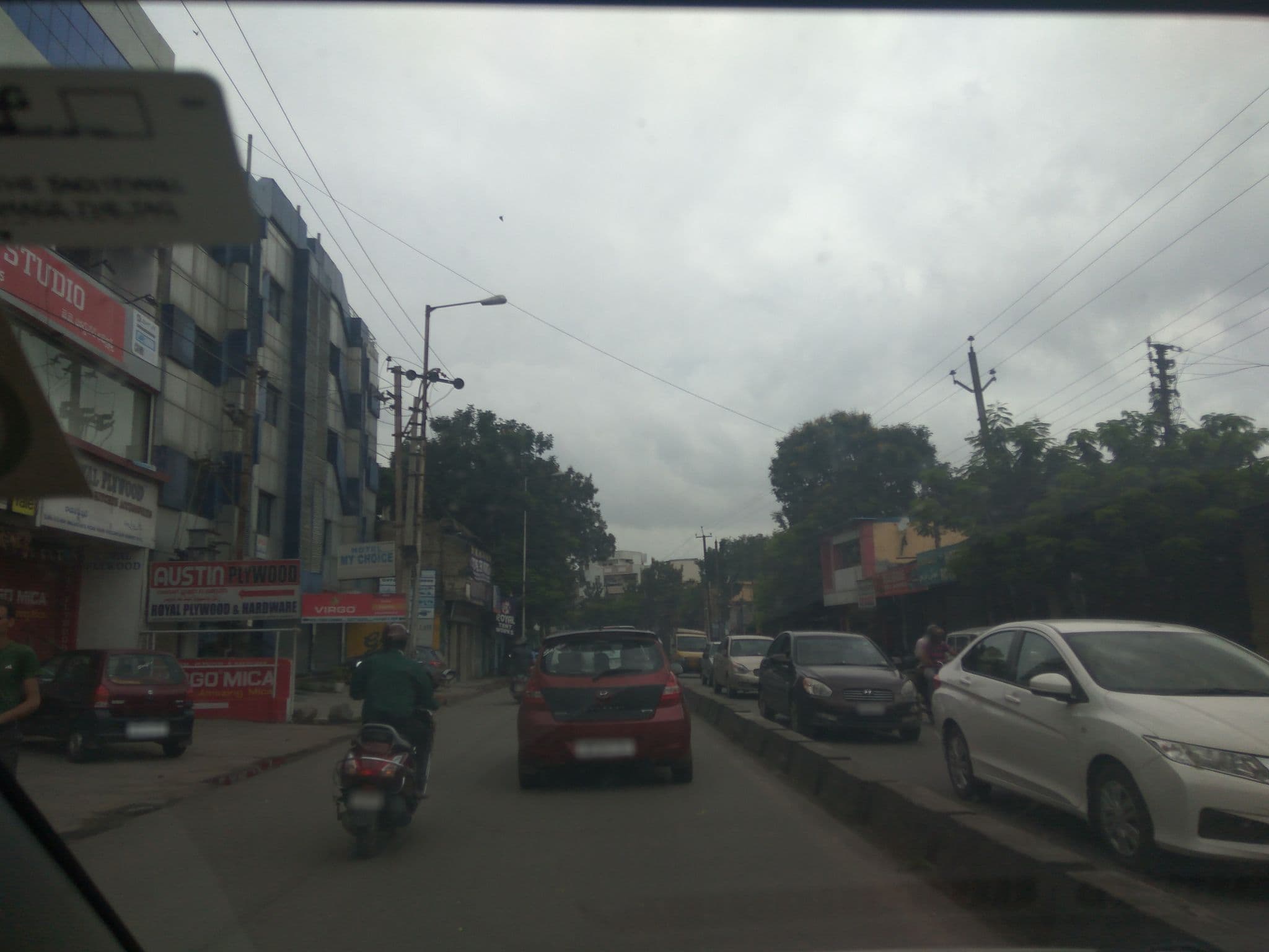 Street view near Hotel My Choice, Hyderabad — © natarajakaveeti (CC BY-SA · Mapillary)
