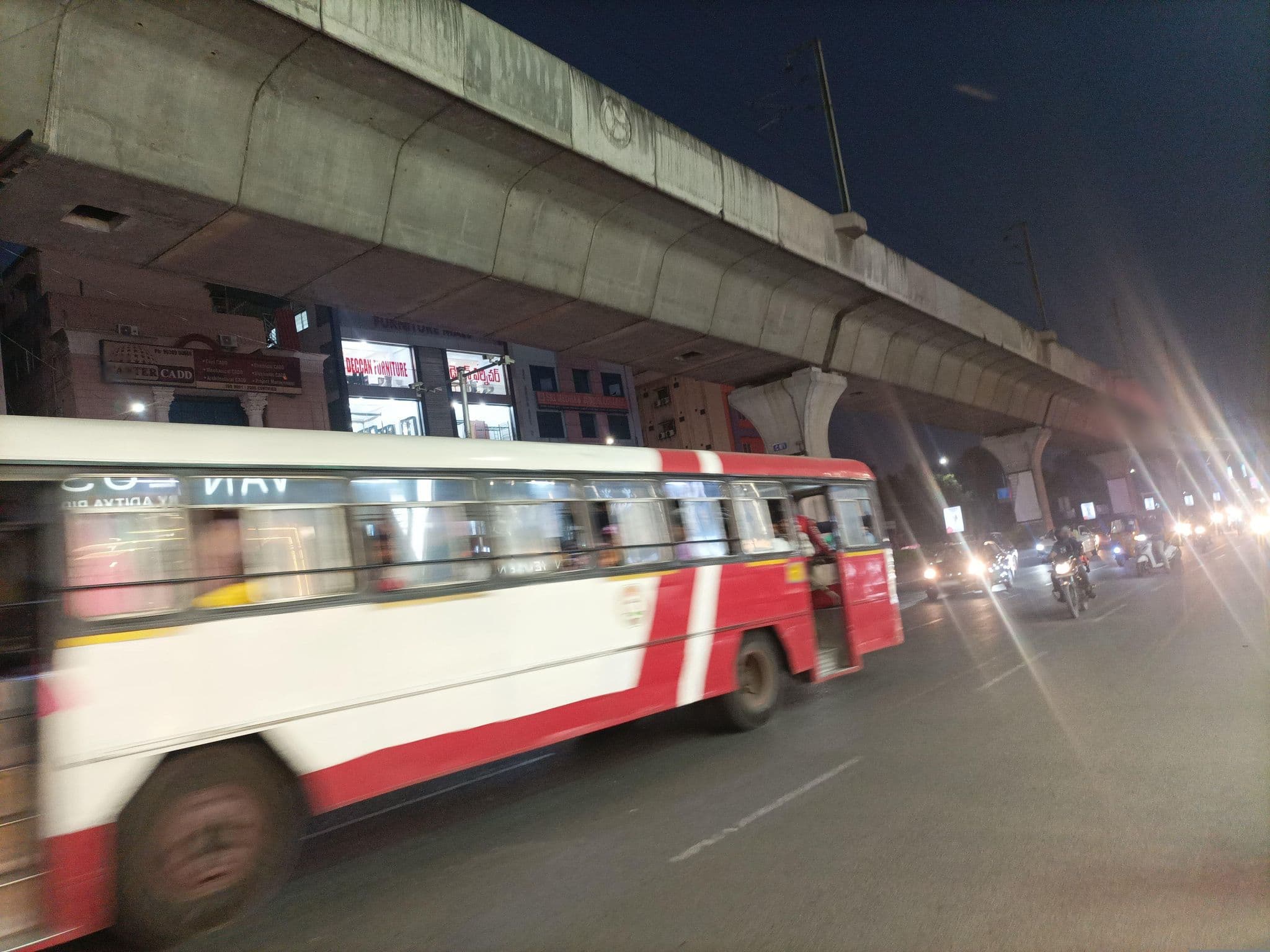 Street view near Hotel Dwarka inn, Osmania University — © abhishekk962 (CC BY-SA · Mapillary)