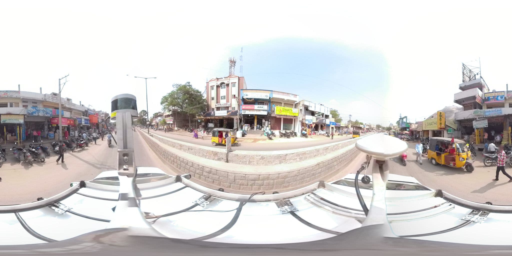 Street view near S.V Hotel and Lodge Bhongir, Bhongīr — © donvr (CC BY-SA · Mapillary)