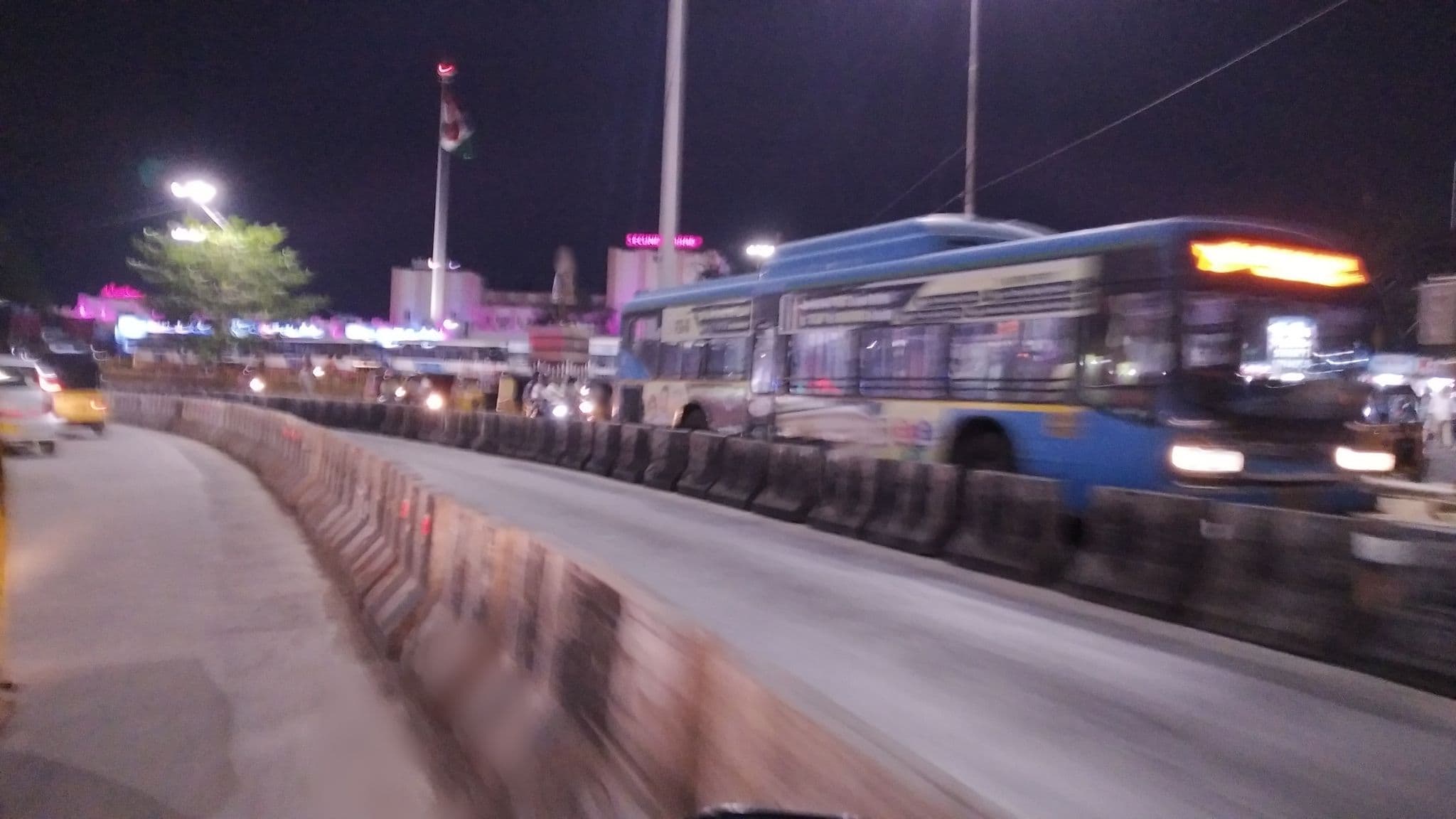 Street view near Navodaya Lodge, Rāniganj — © seema (CC BY-SA · Mapillary)