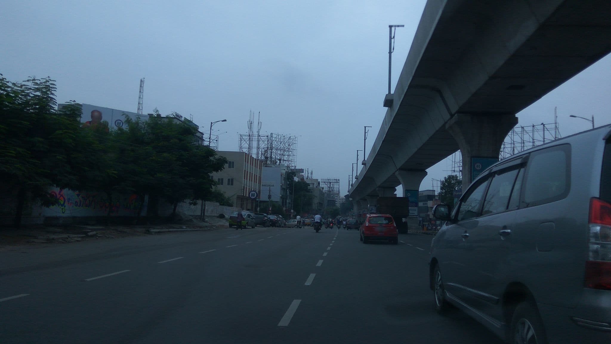 Street view near Hotel strawberry, Rāniganj — © natarajakaveeti (CC BY-SA · Mapillary)