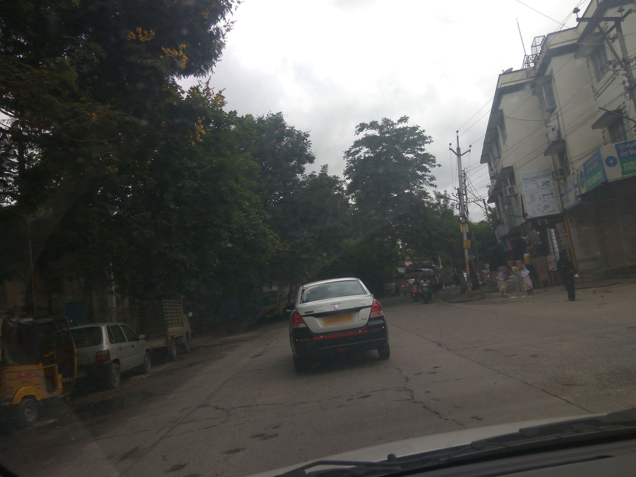 Street view near VJR Hostel, Hyderabad — © natarajakaveeti (CC BY-SA · Mapillary)