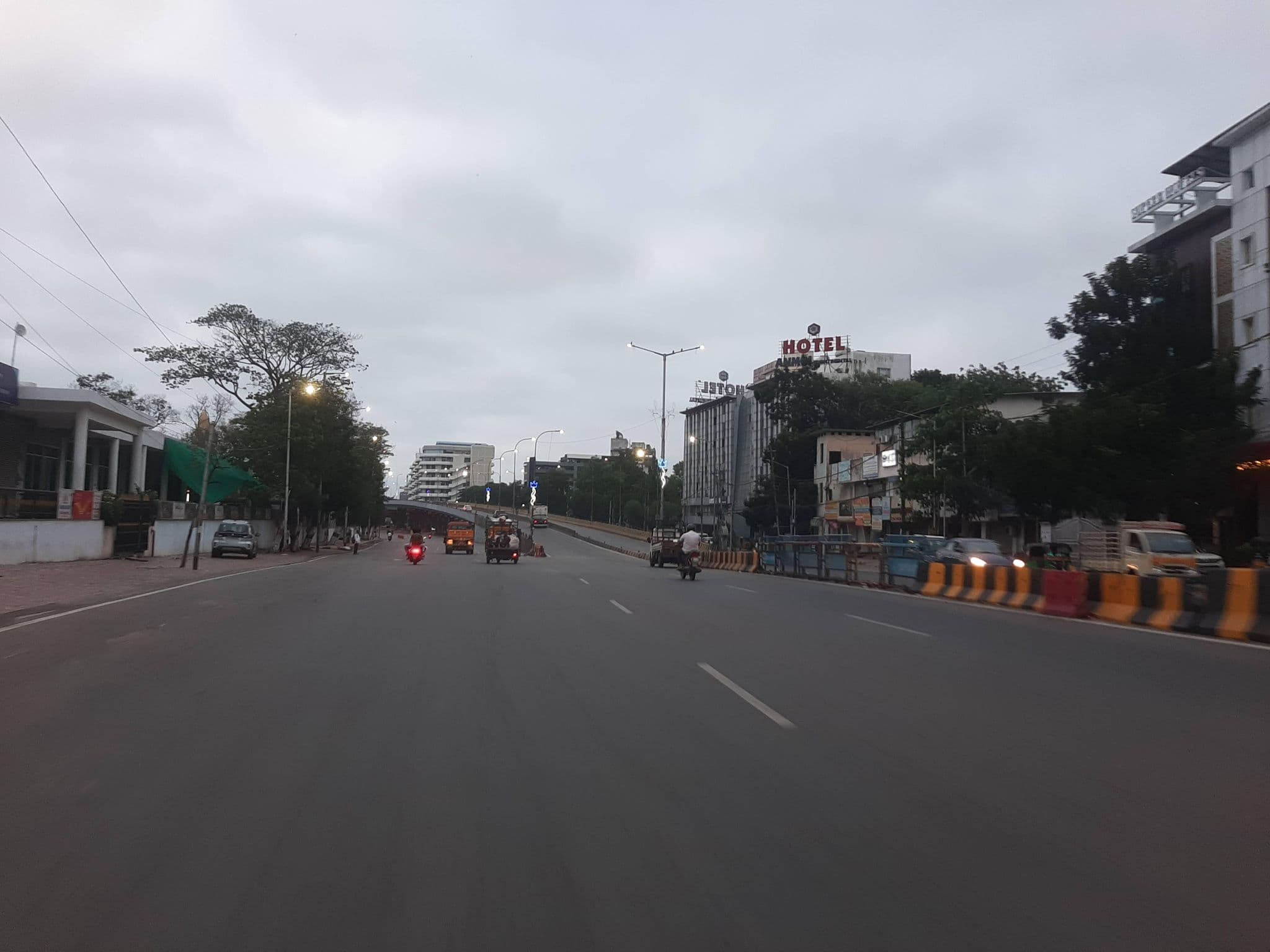 Street view near Country Club Amrutha Castle, Hyderabad — © Mohammedazeem799 (CC BY-SA · Mapillary)