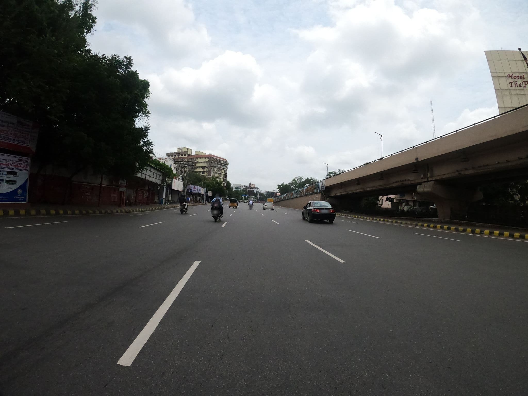 Street view near Marigold Hotel, Rāniganj — © pra1985 (CC BY-SA · Mapillary)