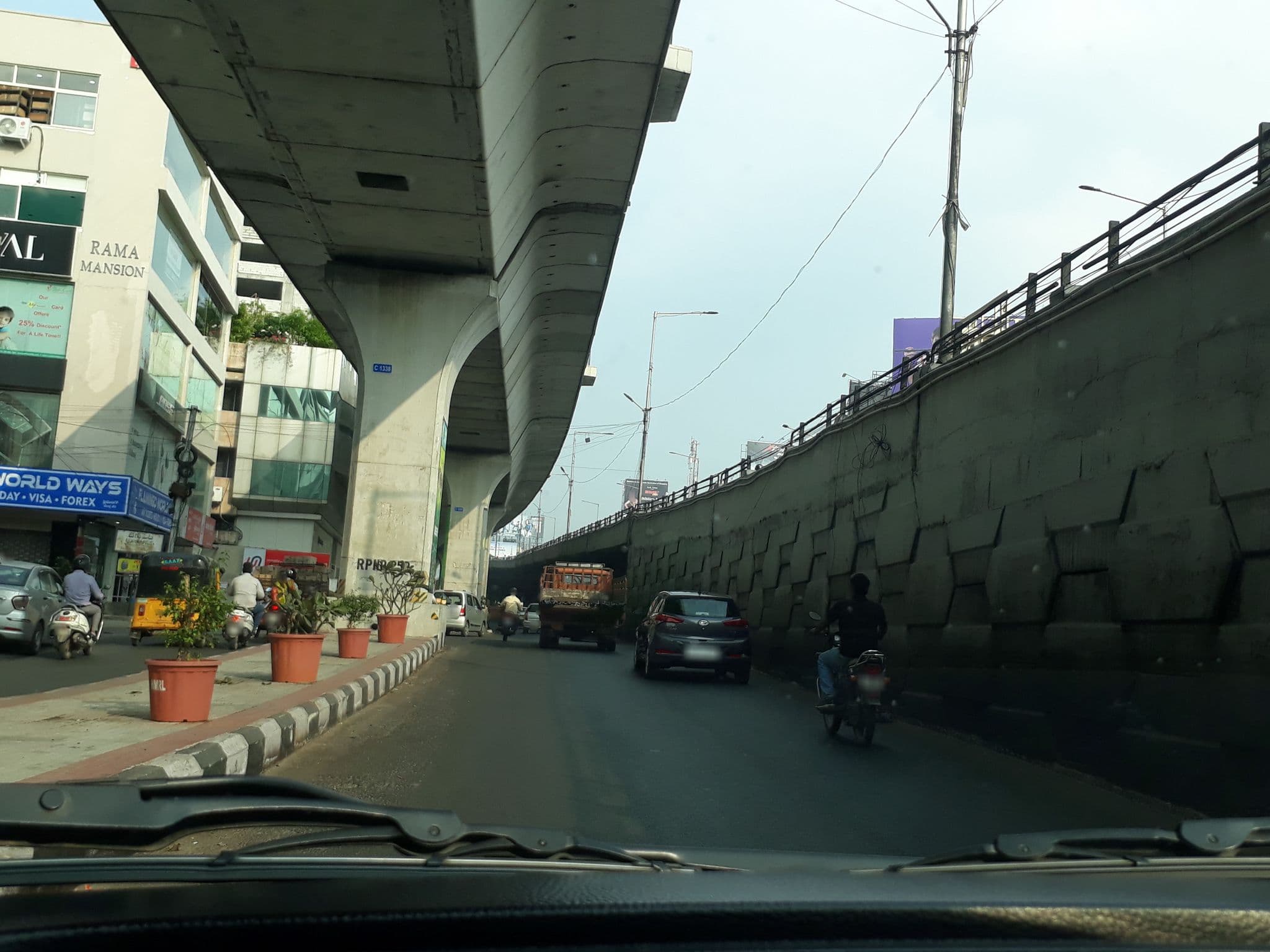 Street view near OYO 2207 Hotel Transit, Rāniganj — © godfan (CC BY-SA · Mapillary)