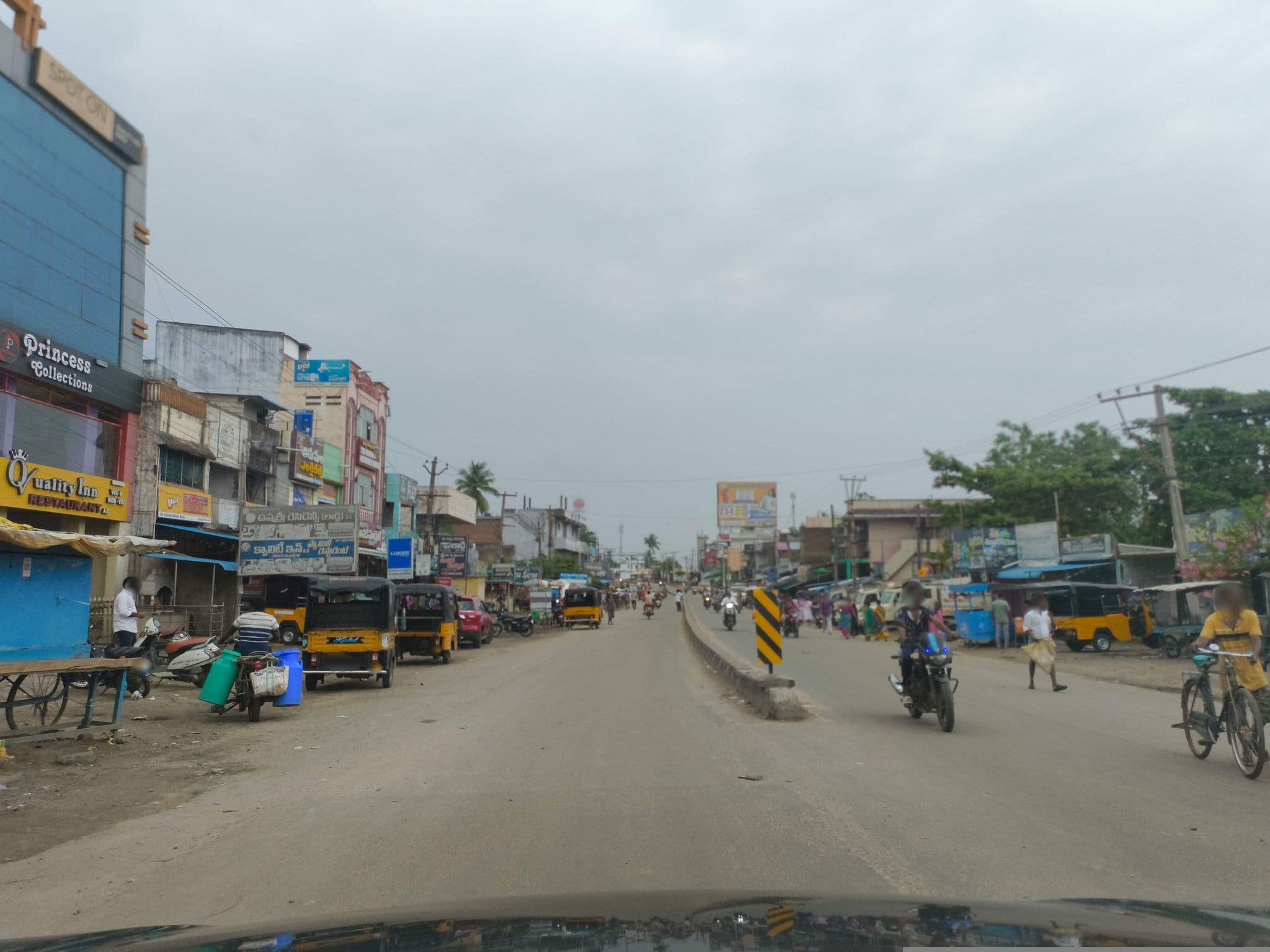 Street view near Ushasree Residency, Tummikāpalle — © ph4ni (CC BY-SA · Mapillary)