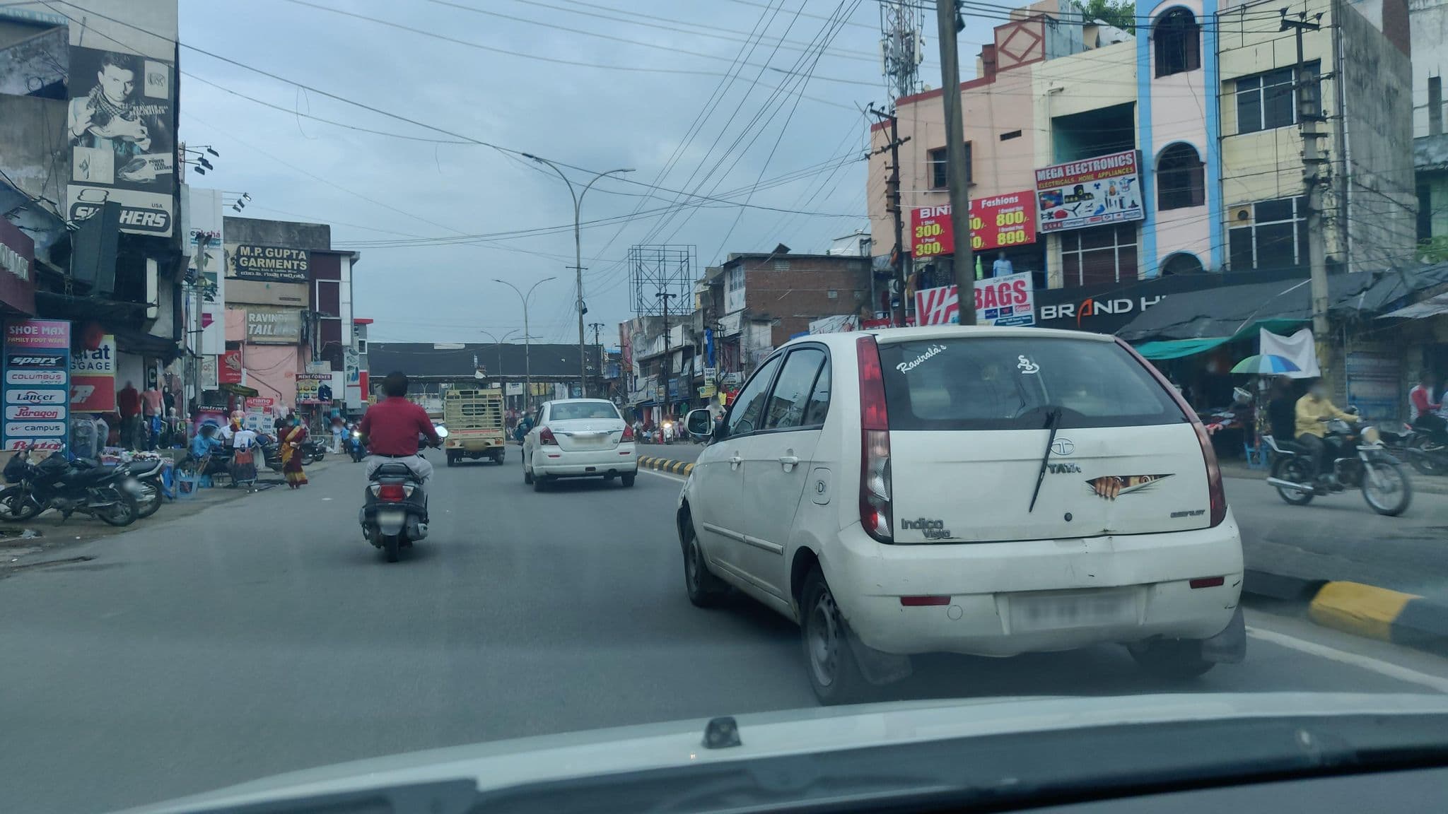 Street view near Surya Lodge, Warangal — © srinivasganji (CC BY-SA · Mapillary)