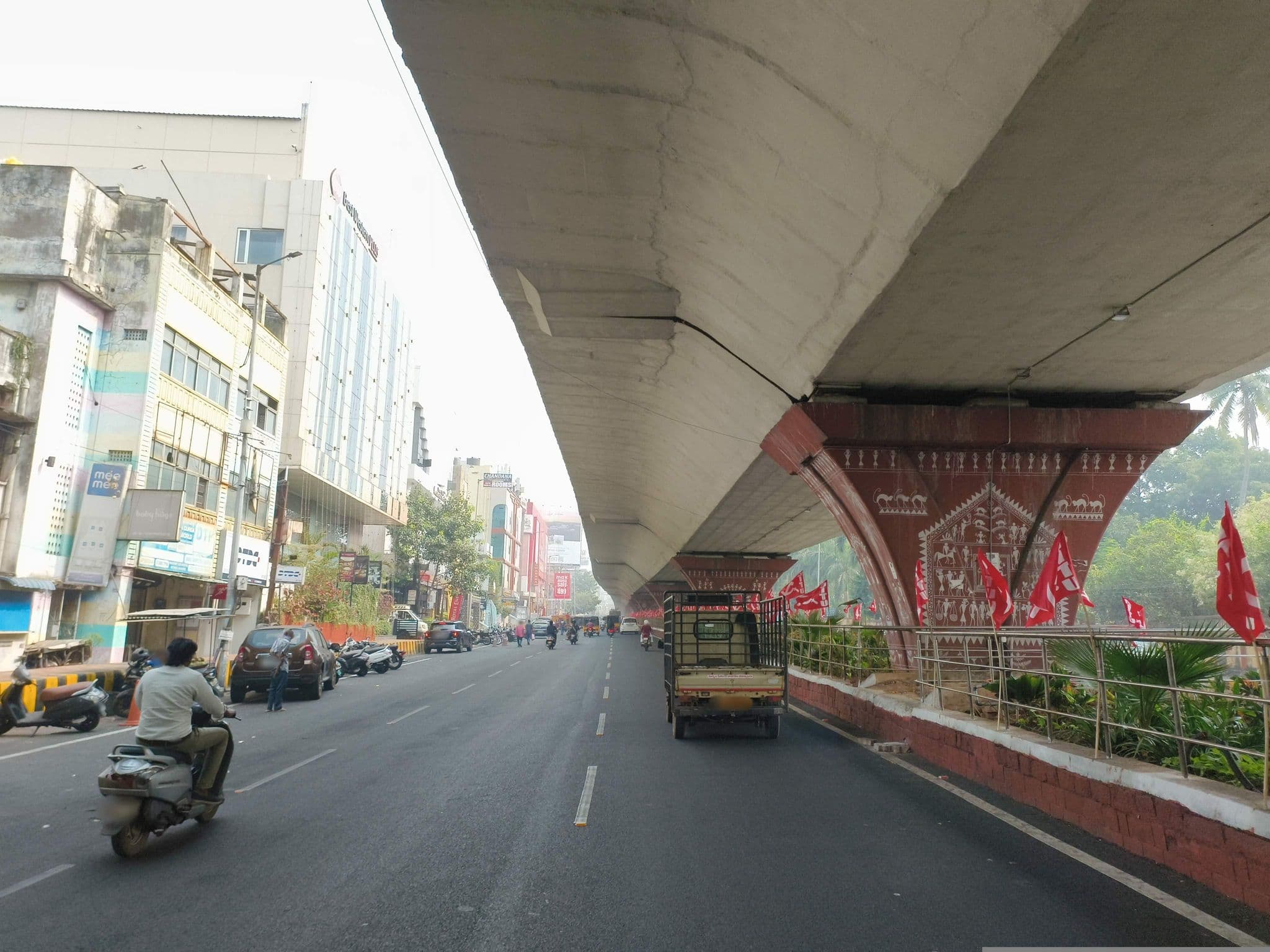 Street view near Micro Continental, Rasapūdipalem — © ph4ni (CC BY-SA · Mapillary)