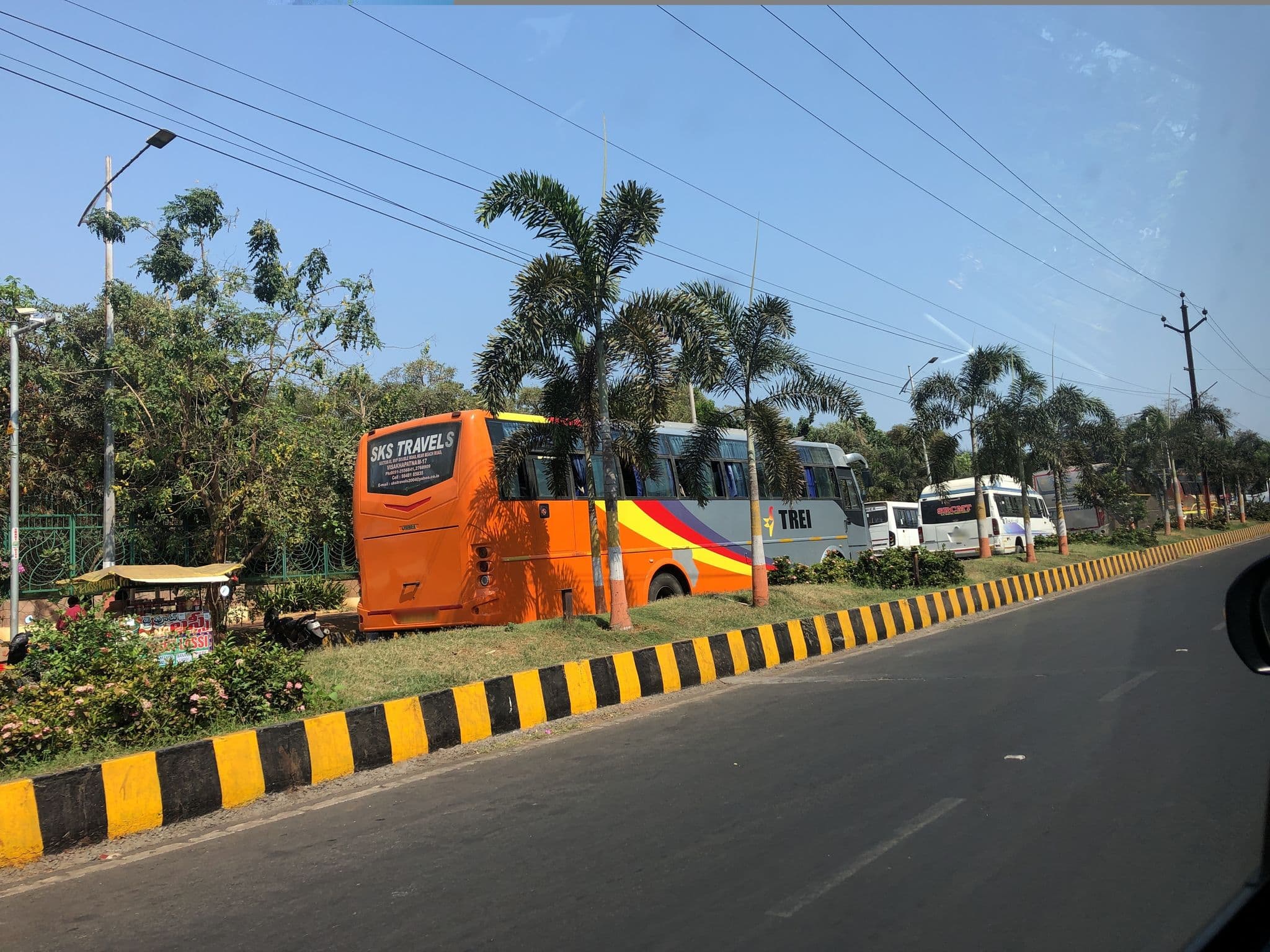 Street view near Hotel R R Grand, Rasapūdipalem — © teresapeteti (CC BY-SA · Mapillary)