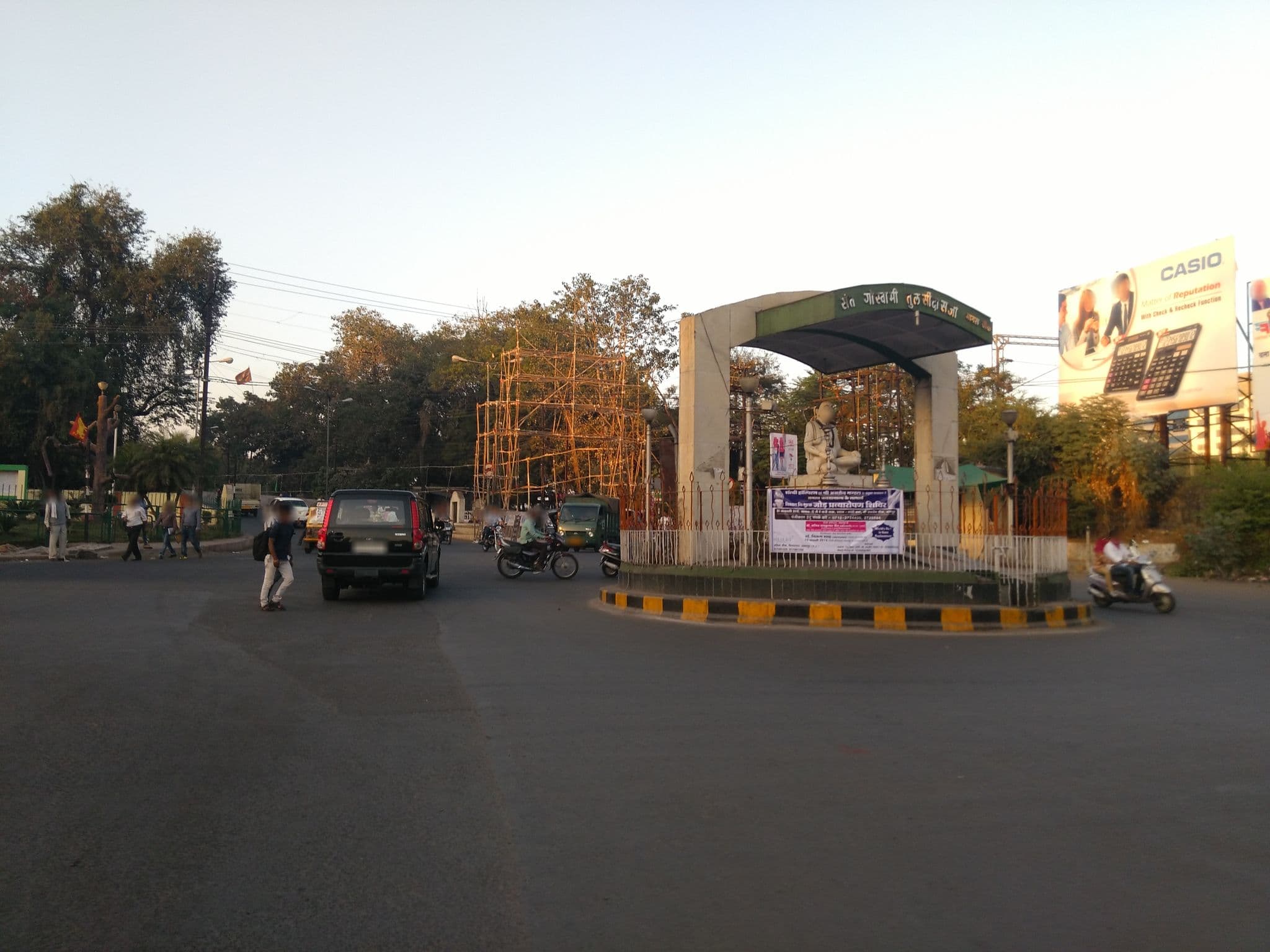 Street view near Hotel Vrindavan, Nagpur — © xavier04 (CC BY-SA · Mapillary)