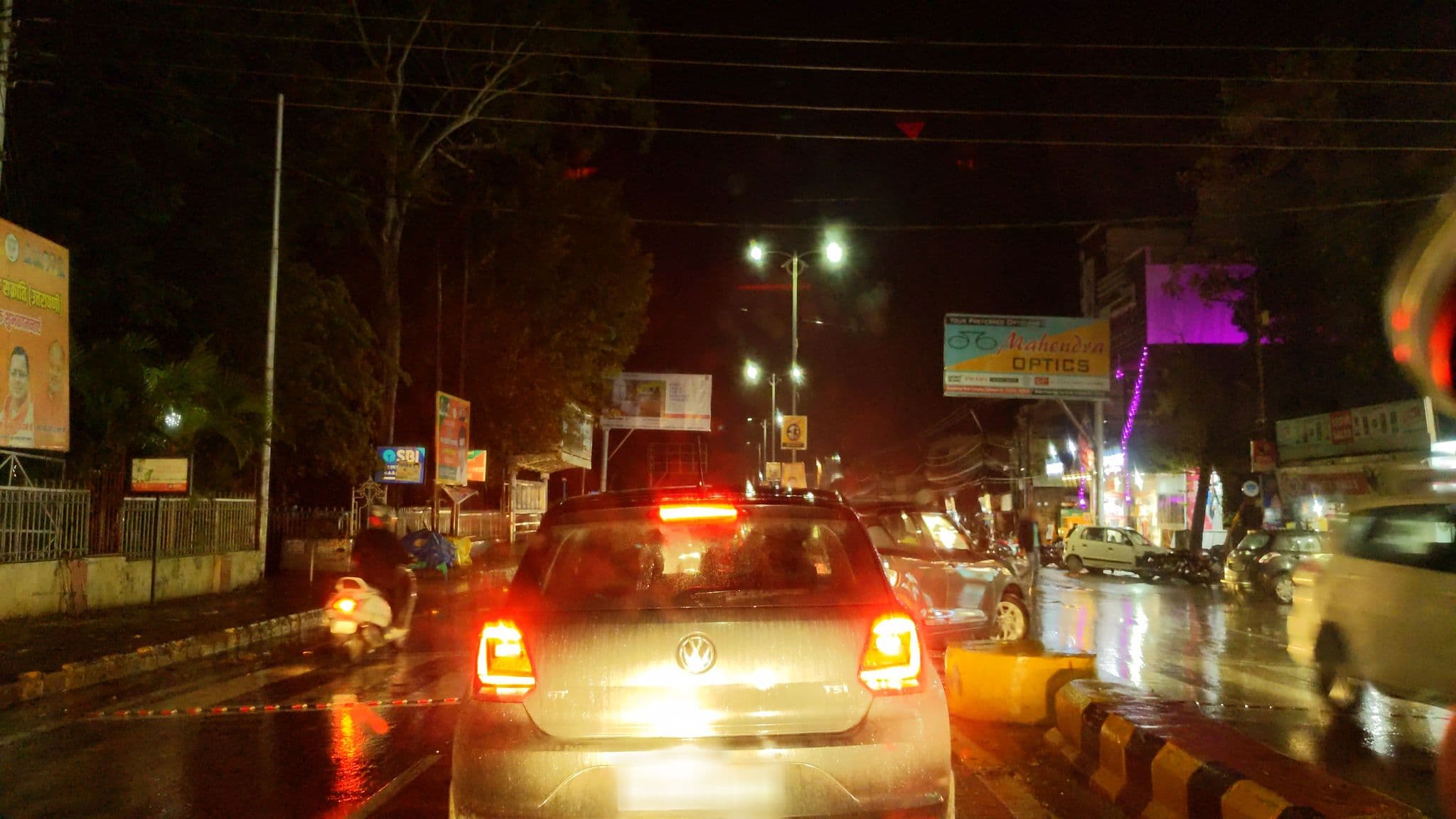 Street view near Hotel Maharani, Haldwani — © lakshyajeet (CC BY-SA · Mapillary)
