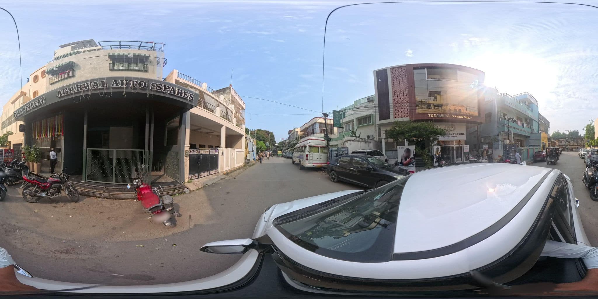 Street view near SuperBlox Hostel | Varanasi, Varanasi — © skysign (CC BY-SA · Mapillary)