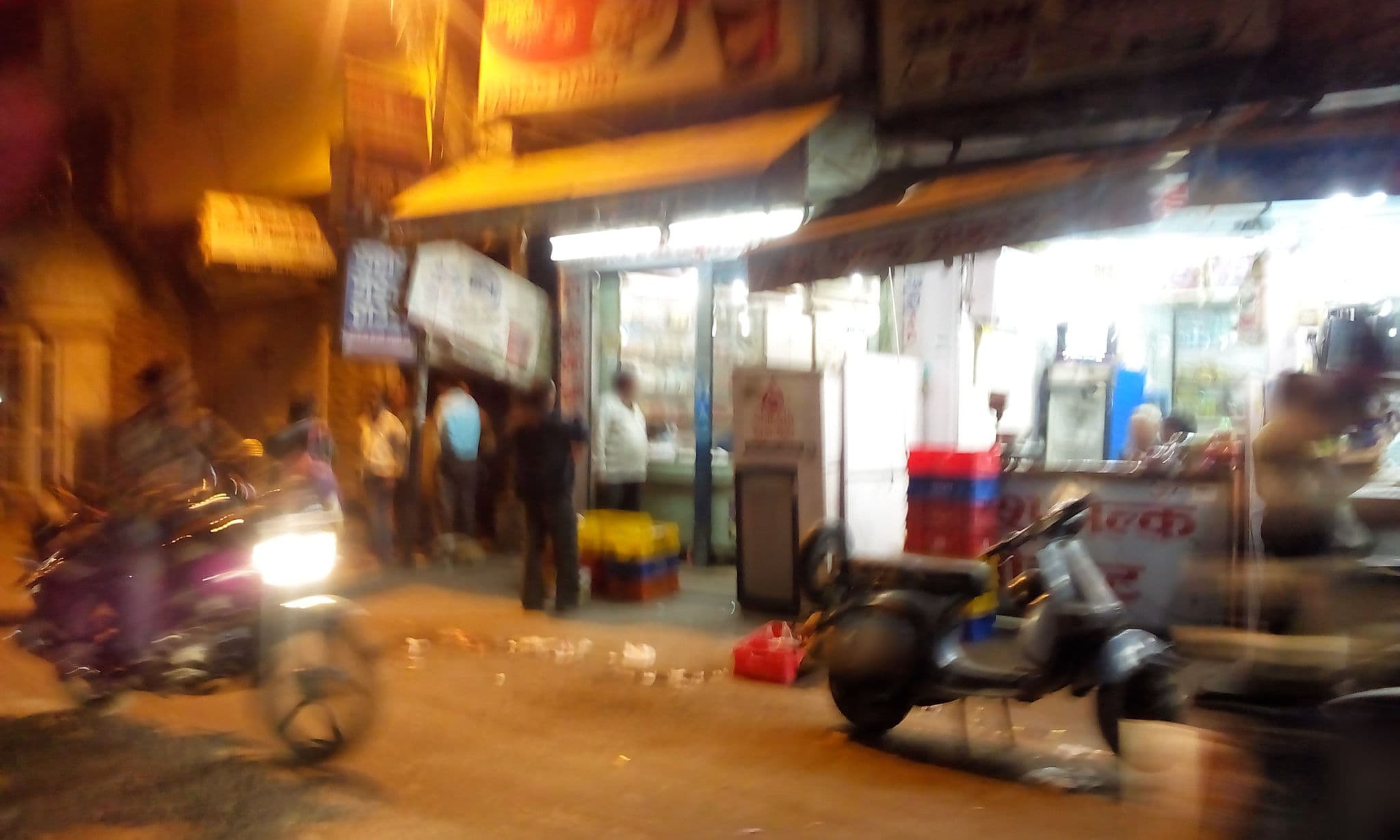 Street view near Roop Guest House, Lucknow — © pran (CC BY-SA · Mapillary)