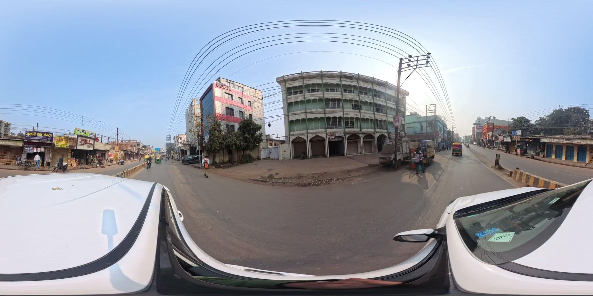 Street view near OYO Premium Varanasi Railway Station, Varanasi — © skysign (CC BY-SA · Mapillary)