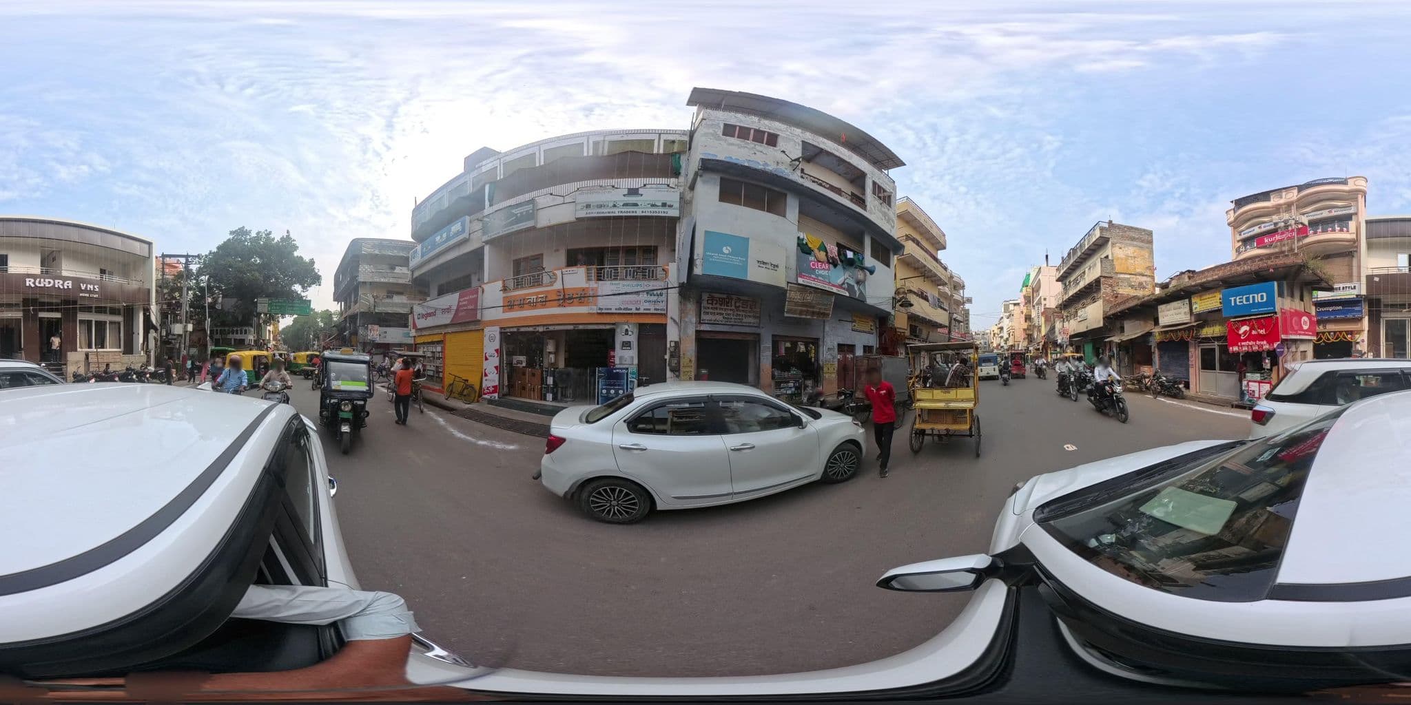 Street view near Hotel Vishwanath, Varanasi — © skysign (CC BY-SA · Mapillary)