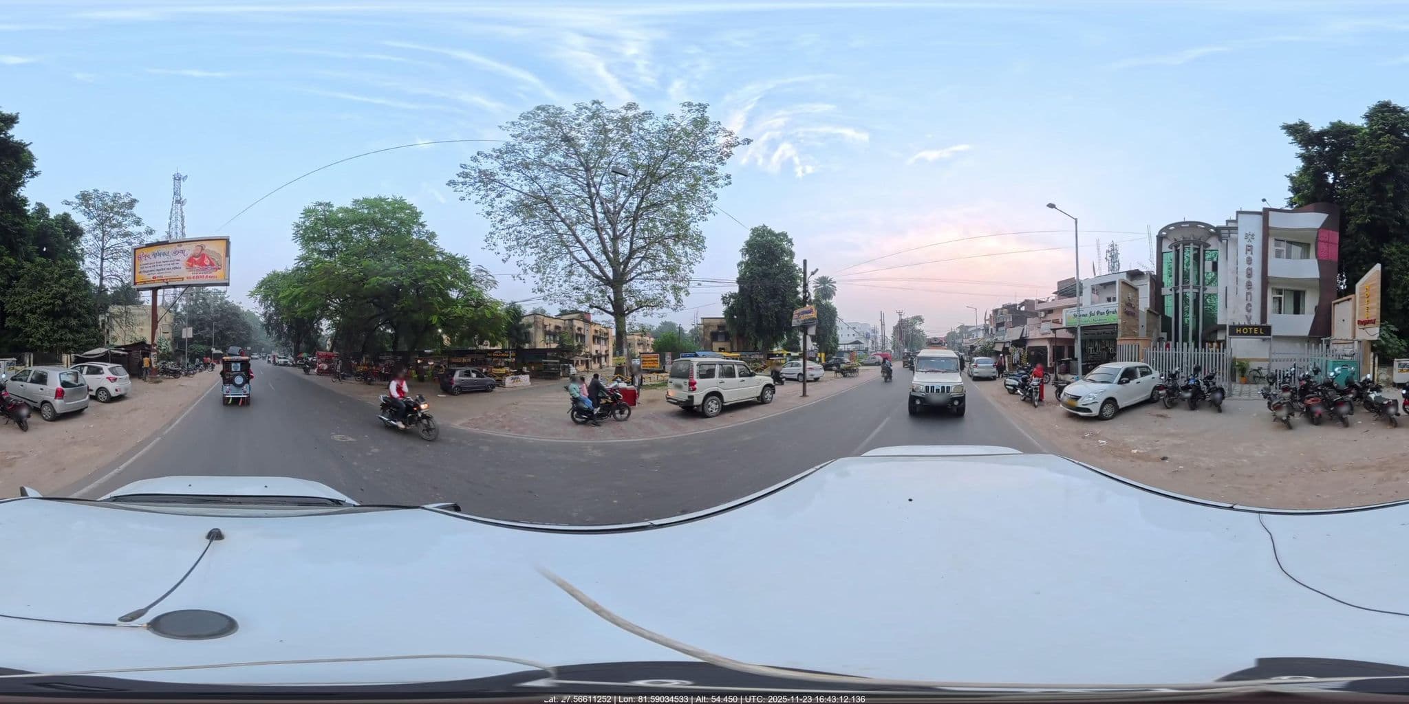 Street view near Hotel Regency, Bahraigh — © snranjan (CC BY-SA · Mapillary)