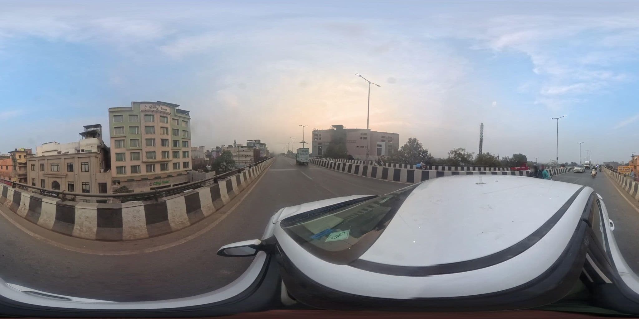 Street view near Hotel City Inn, Varanasi — © skysign (CC BY-SA · Mapillary)