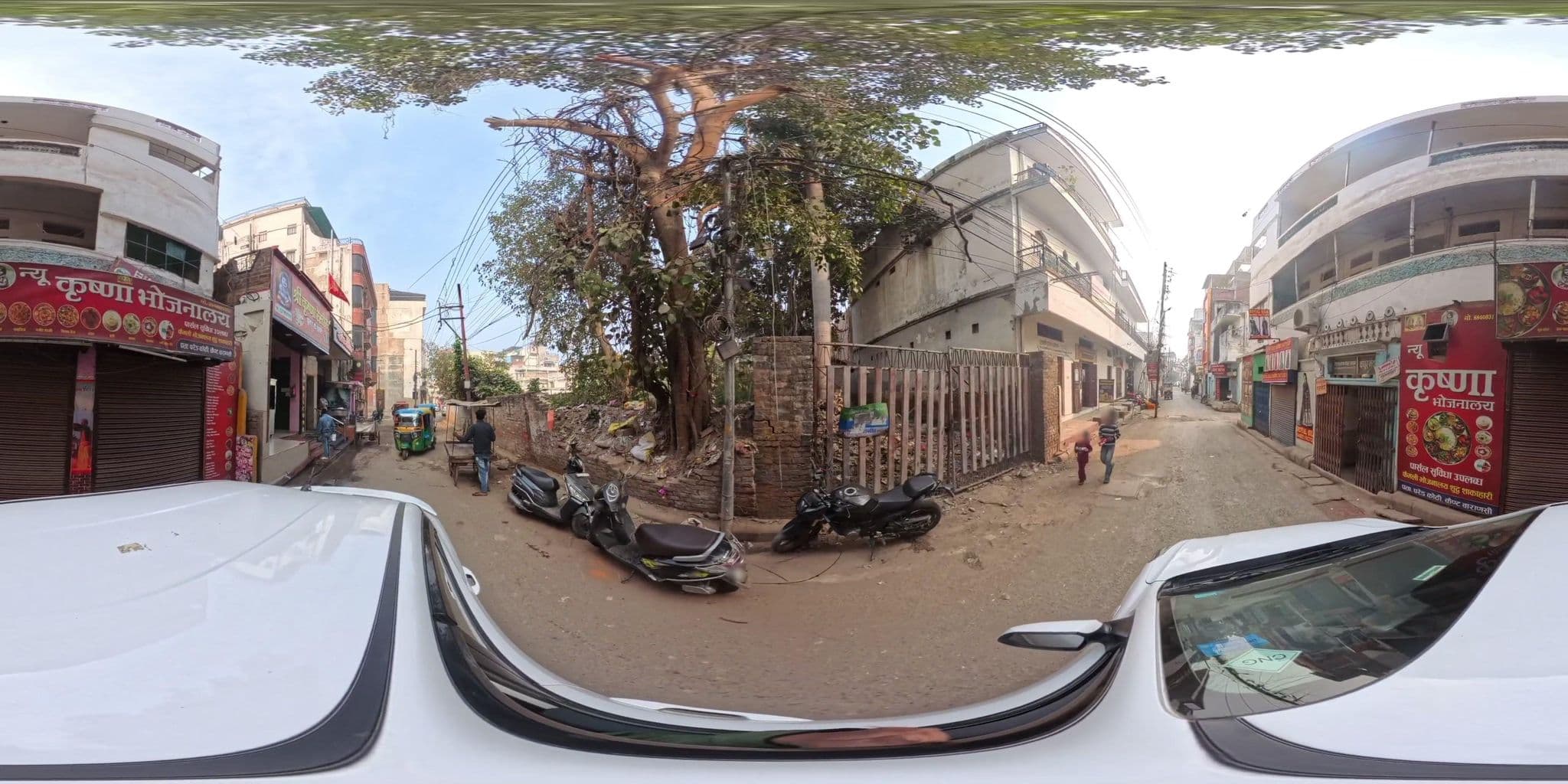 Street view near Ganga Atithia Greha, Varanasi — © skysign (CC BY-SA · Mapillary)