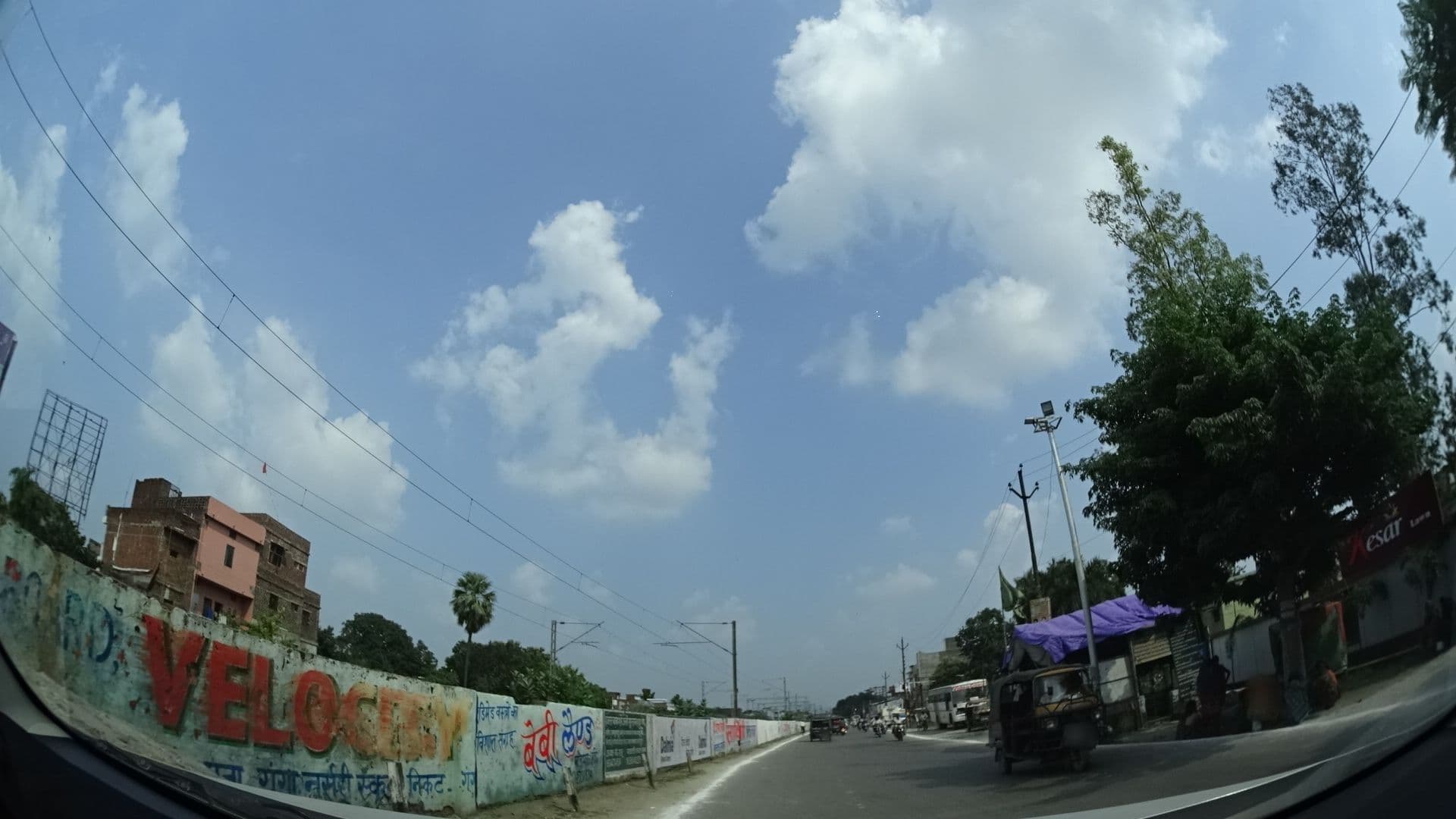 Street view near Kamal Inn, Pipraich — © geohacker (CC BY-SA · Mapillary)