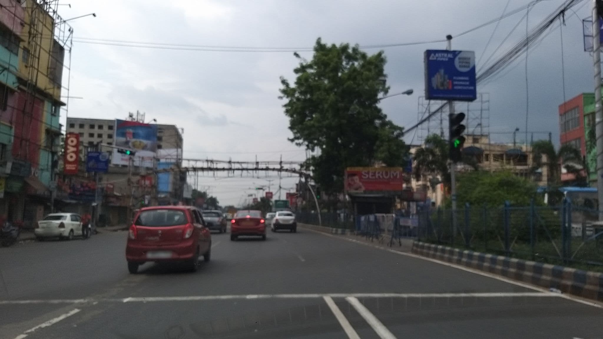 Street view near OYO Hotel, Dam Dam — © tasauf1980 (CC BY-SA · Mapillary)