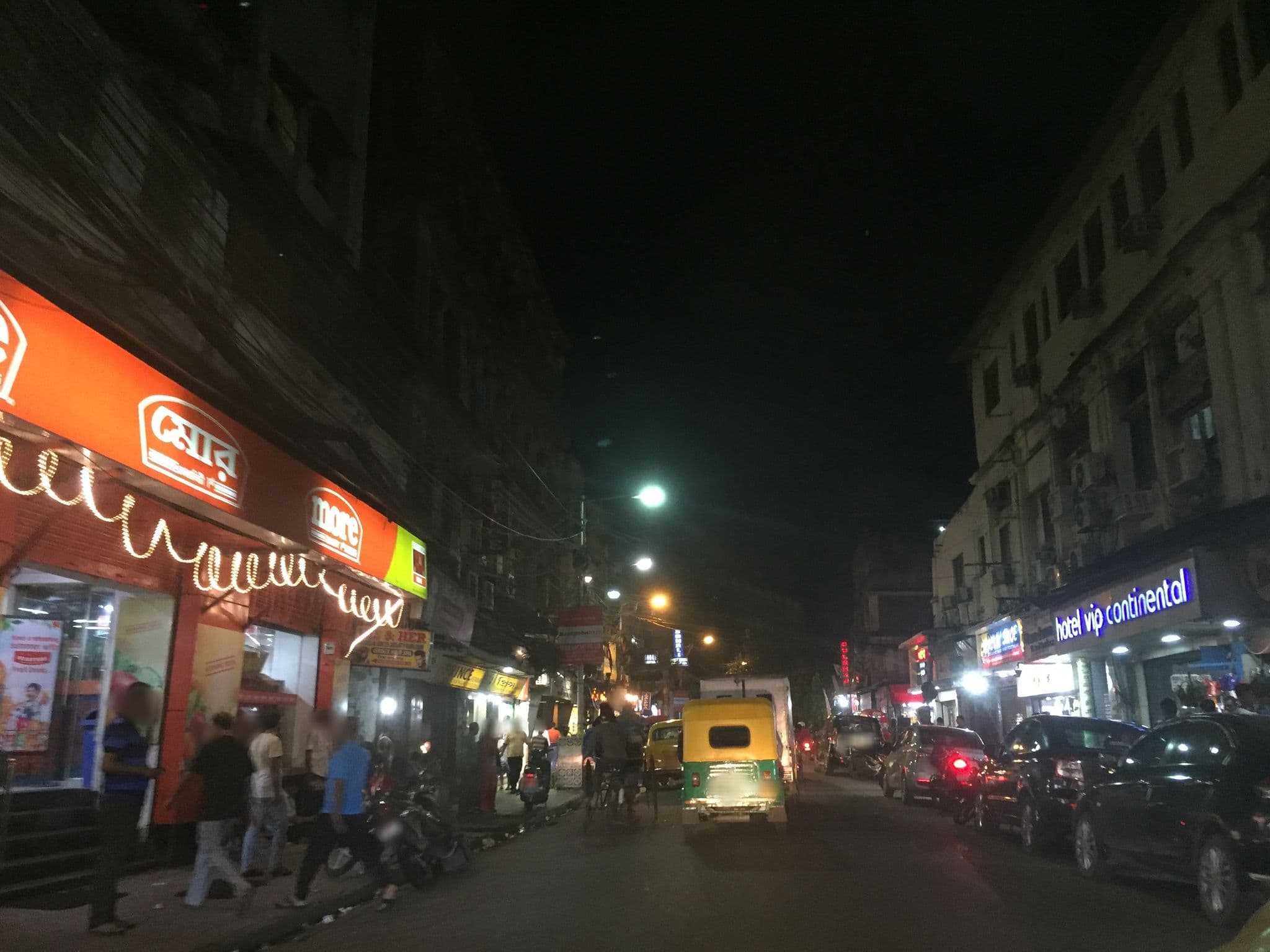Street view near Hotel Omaira, Kolkata — © infolimon (CC BY-SA · Mapillary)