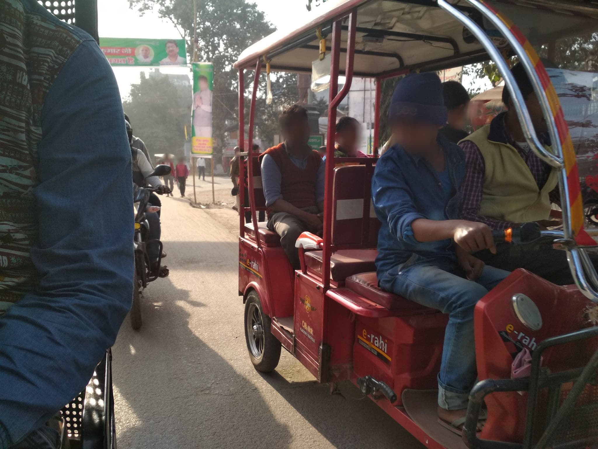 Street view near Vaibhav, Bhāgalpur — © mayank1201 (CC BY-SA · Mapillary)