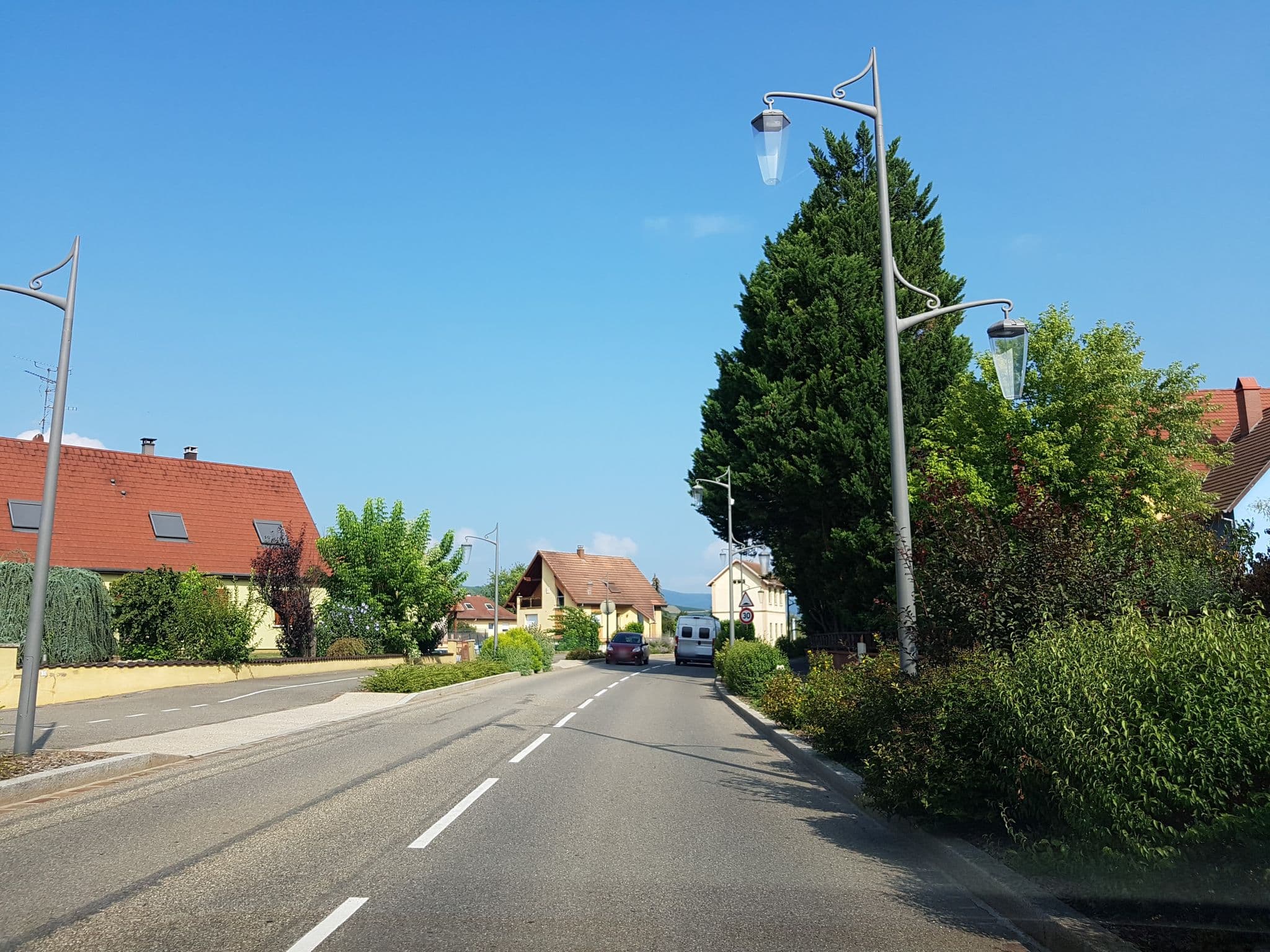 Street view near Le Clos d'Eguisheim, Eguisheim — © fgouget (CC BY-SA · Mapillary)