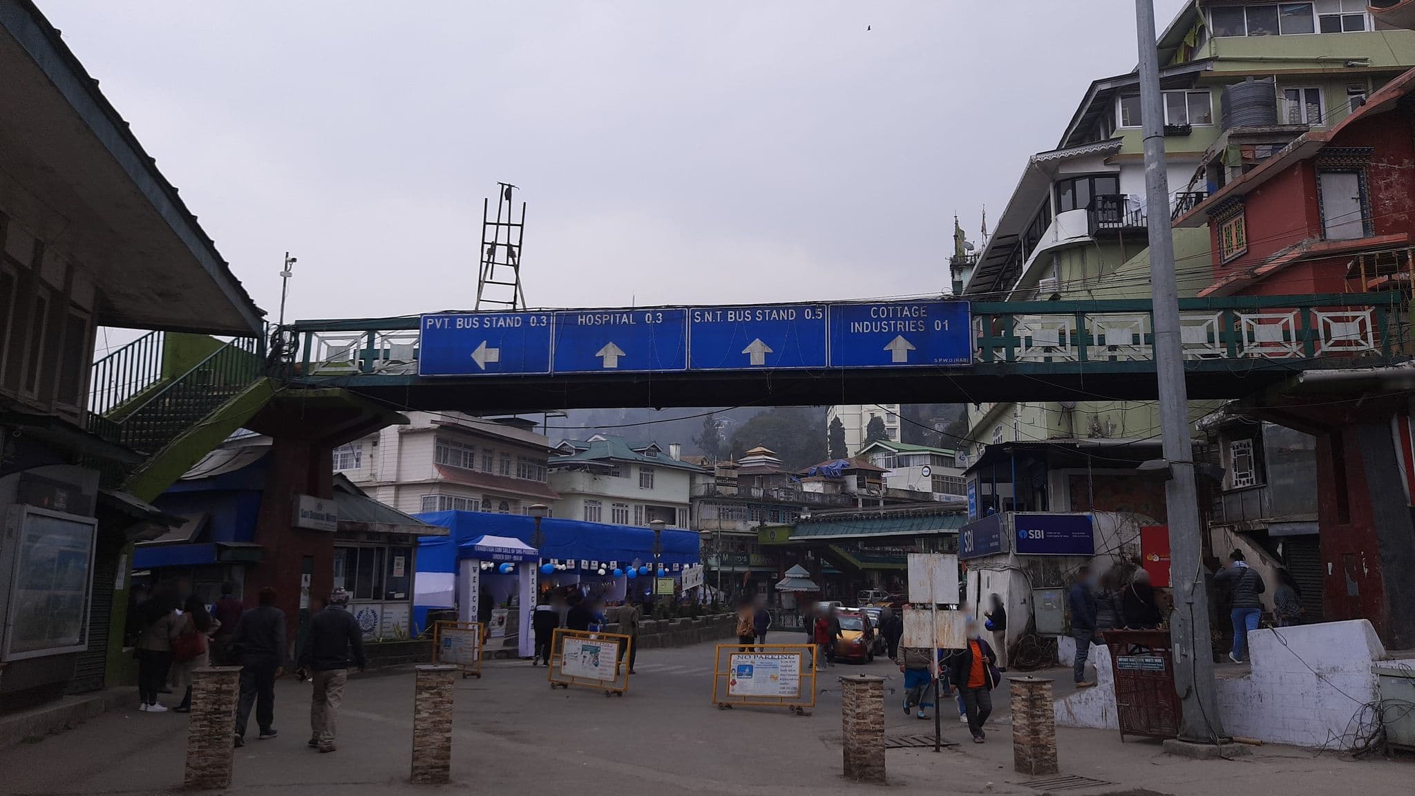 Street view near Hotel Alpine Crest, Gangtok — © maiti21 (CC BY-SA · Mapillary)