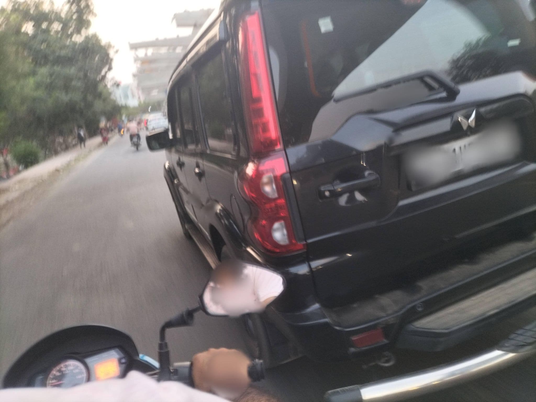 Street view near Guest house Diya Residency, Dinapore — © govindamb4 (CC BY-SA · Mapillary)