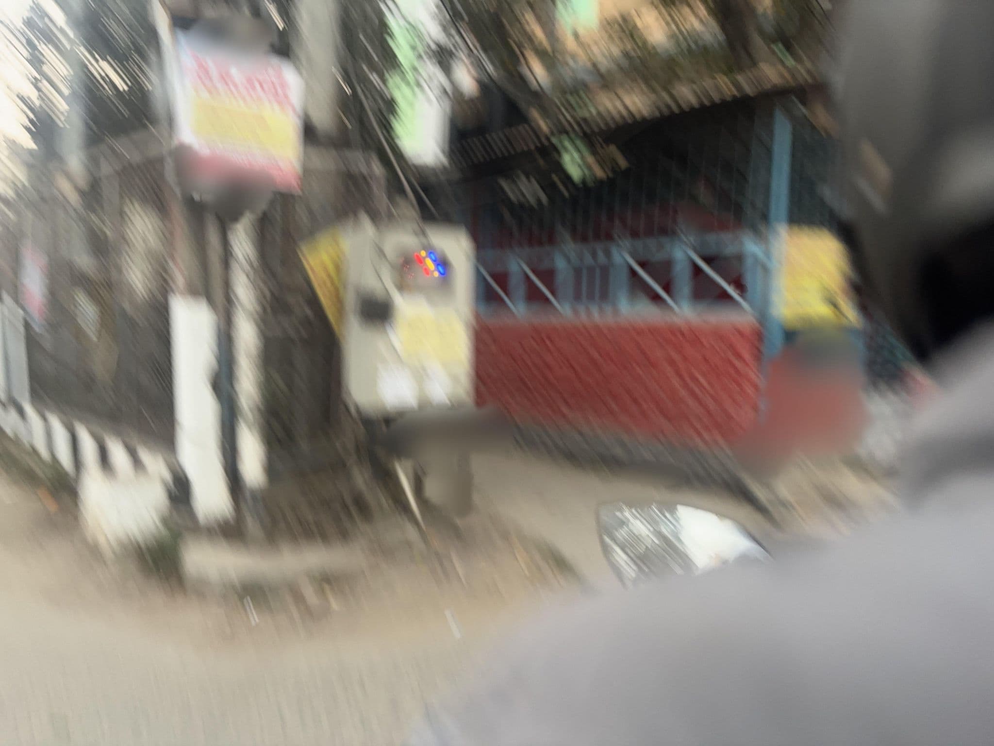 Street view near Hotel Ricon, Guwahati — © Arshiya_gred03 (CC BY-SA · Mapillary)