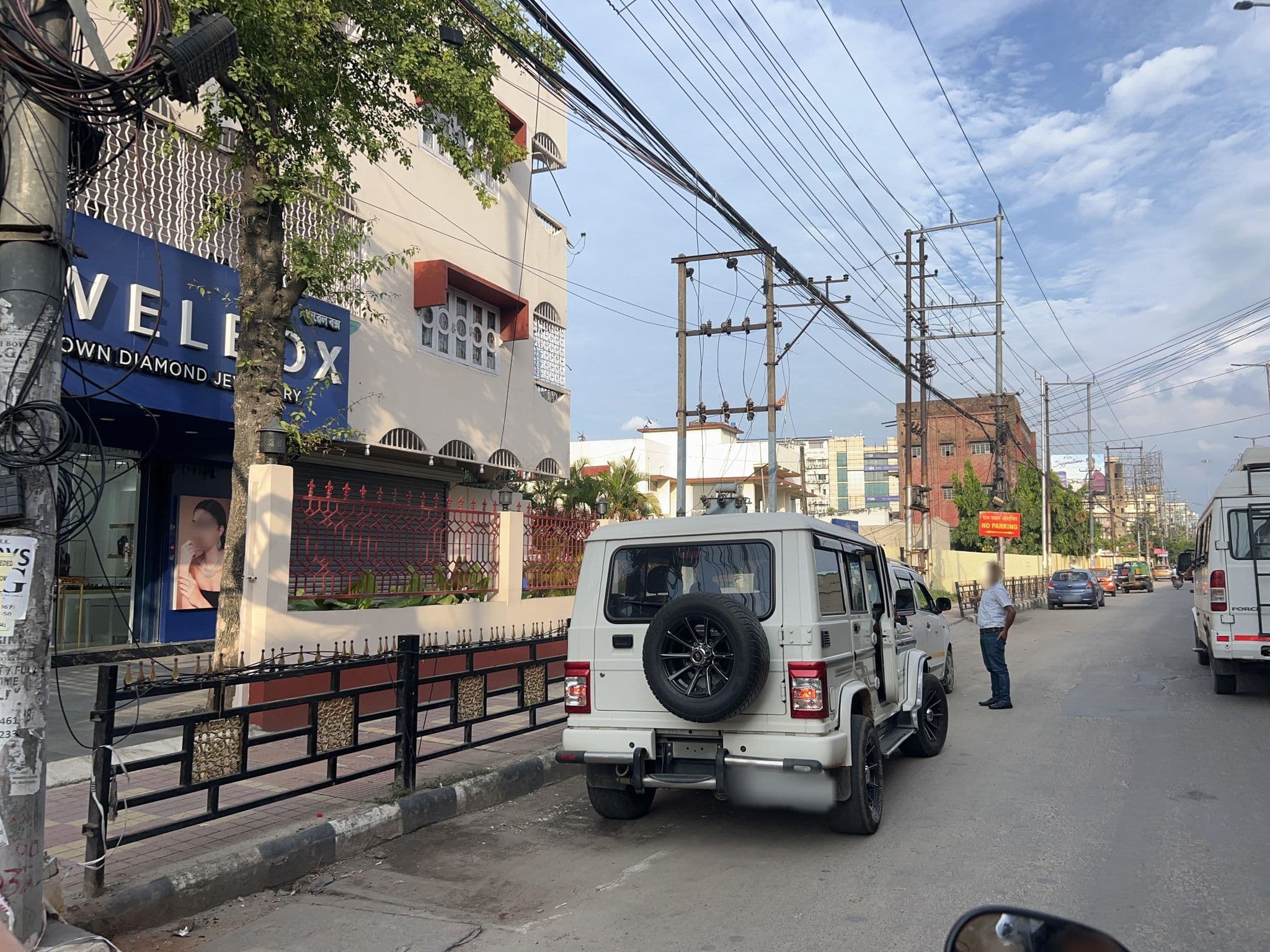 Street view near OYO 7934 Hotel Priyodarshani, Guwahati — © monami16 (CC BY-SA · Mapillary)