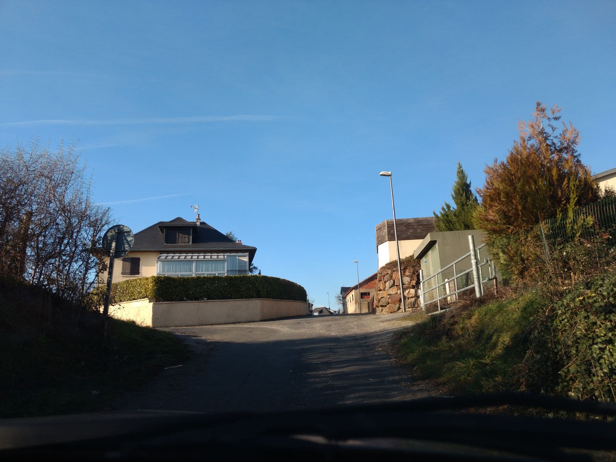 Street view near La maison des 100 Vallées, Naucelle — © yod4z (CC BY-SA · Mapillary)