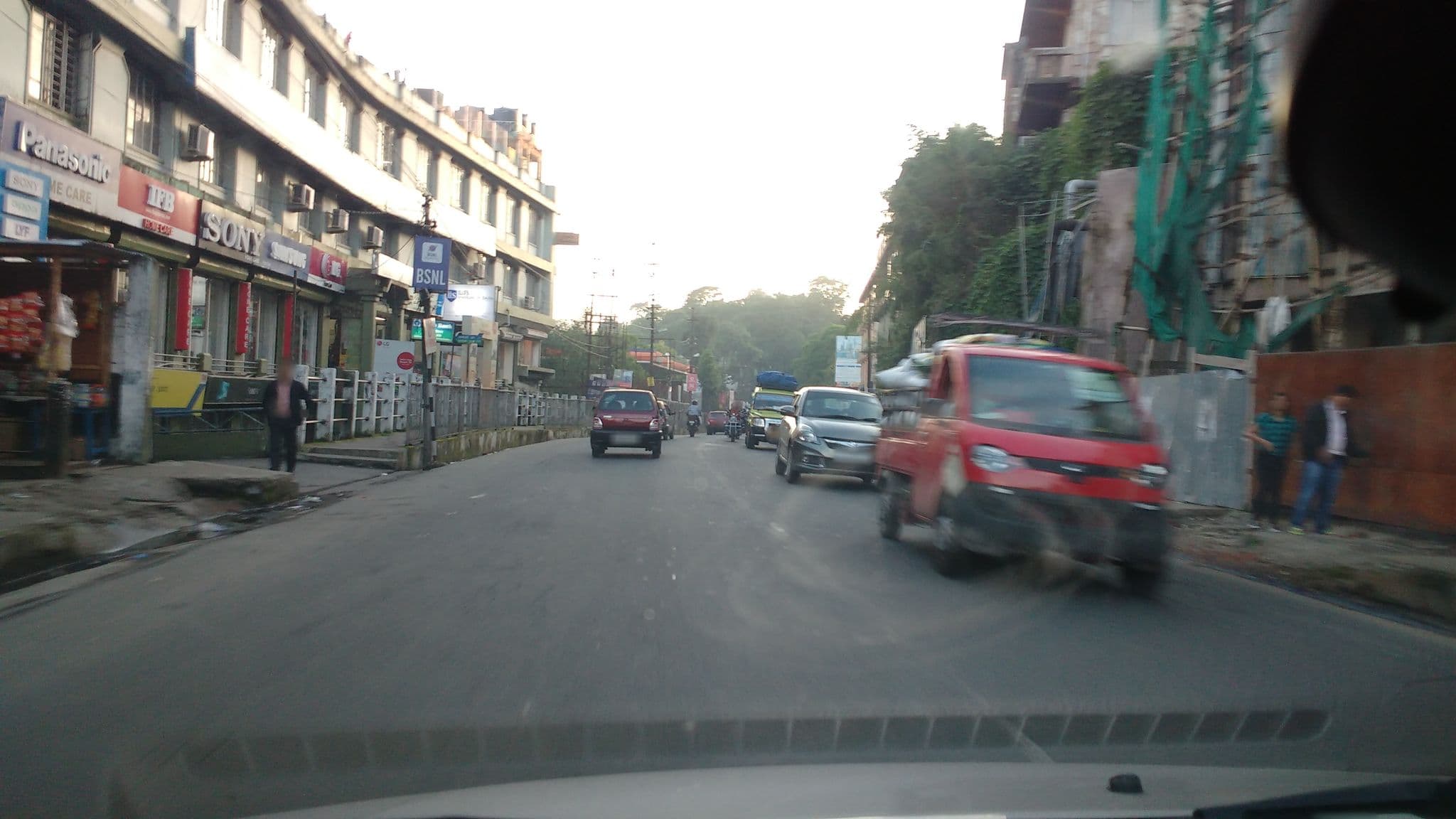 Street view near Hotel Heiga, Shillong — © srividya (CC BY-SA · Mapillary)
