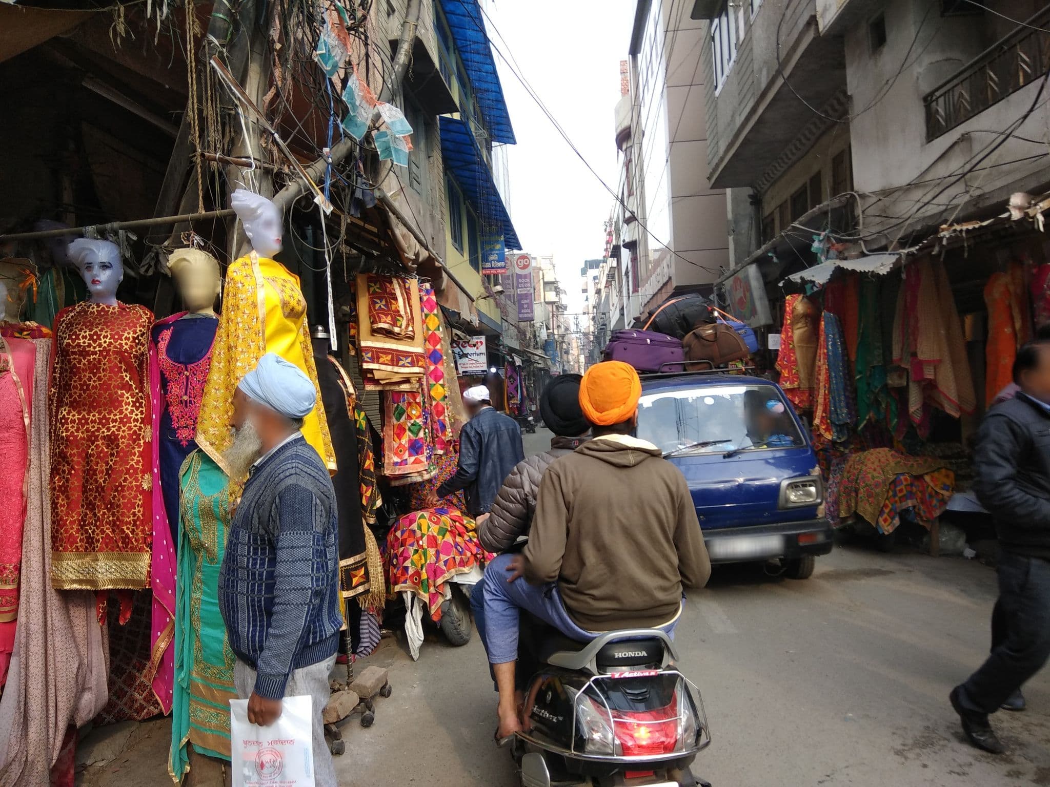Street view near Hotel Akaal Residency, Amritsar — © harsimransingh (CC BY-SA · Mapillary)