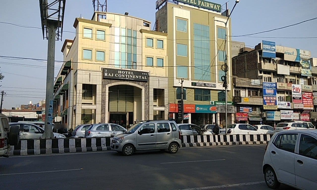 Street view near Hotel Aditya Heights, Amritsar — © bholekibhasam (CC BY-SA · Mapillary)