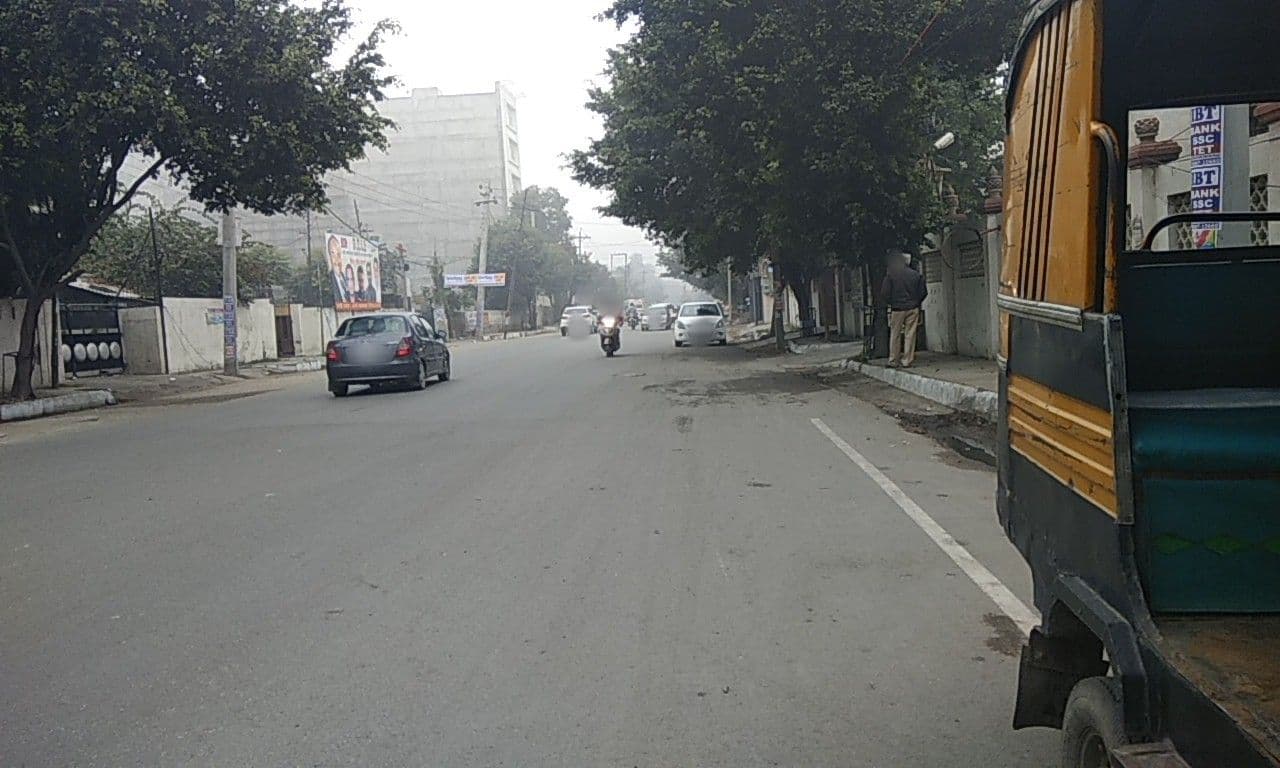 Street view near Banquet Hall Mohan International, Amritsar — © bholekibhasam (CC BY-SA · Mapillary)