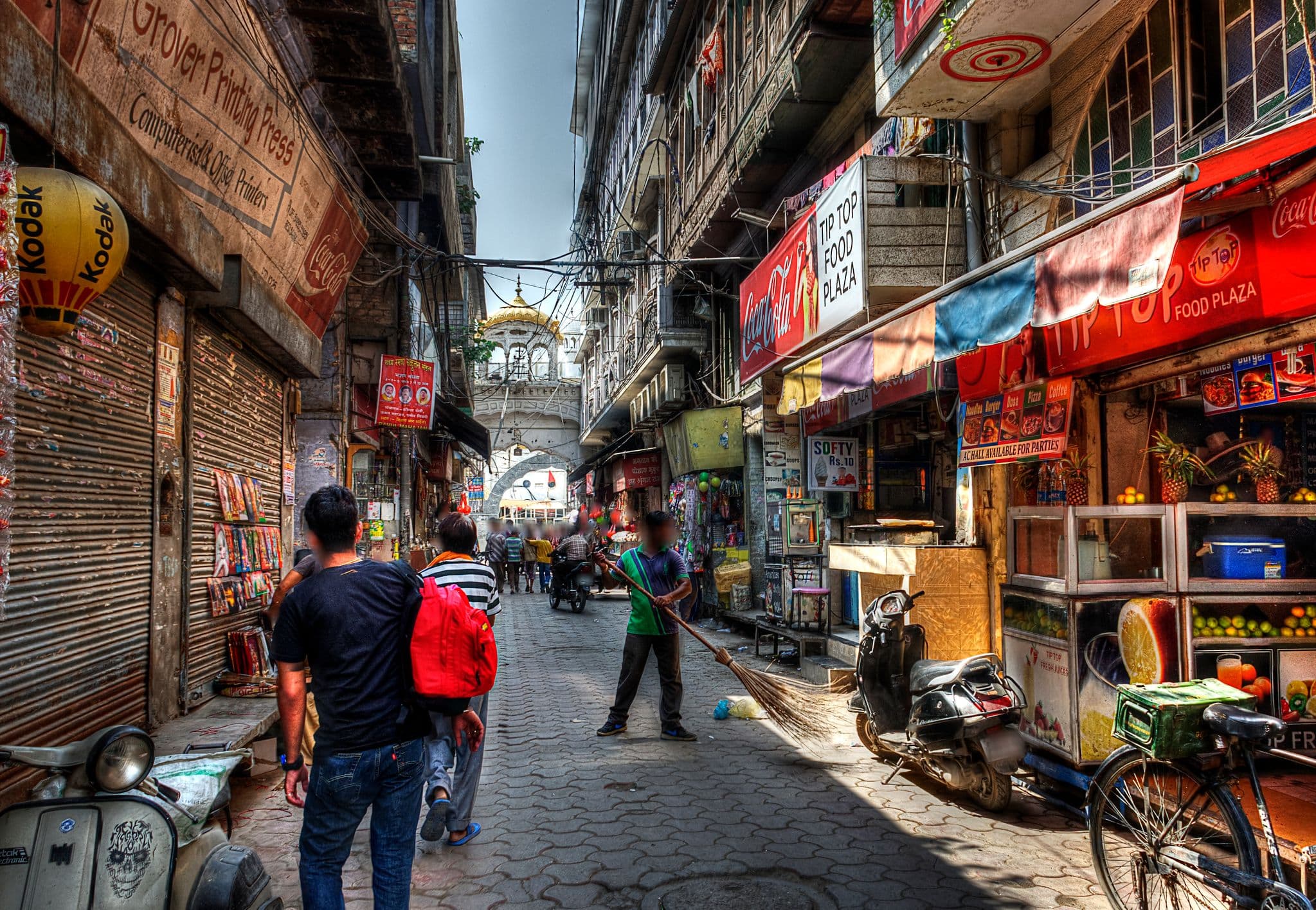 Street view near OYO 39759 Kesari Root, Amritsar — © cdmichael (CC BY-SA · Mapillary)