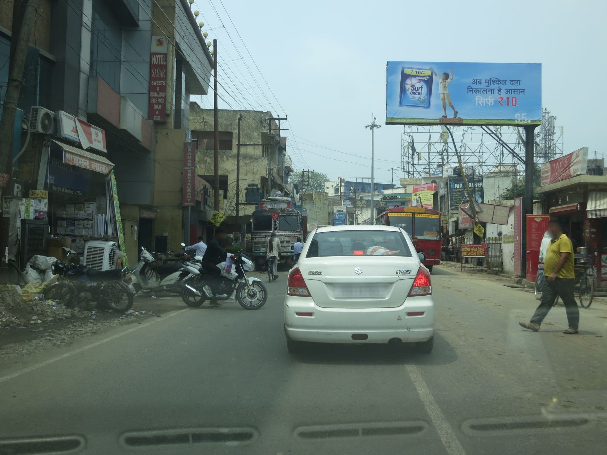 Street view near Sagar Hotel, Roorkee — © lto (CC BY-SA · Mapillary)