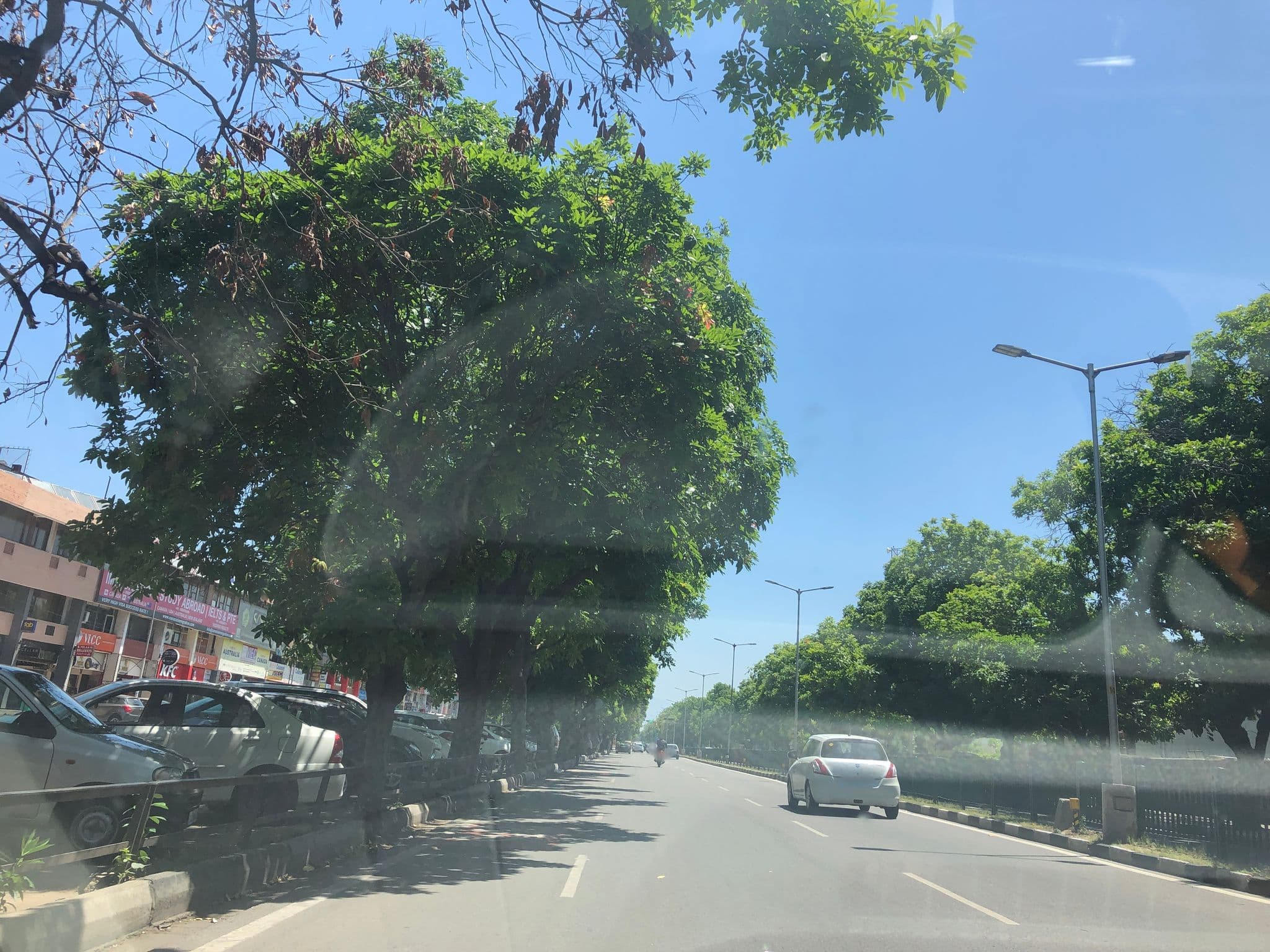 Street view near Hotel G.M.G., Chandigarh — © teresapeteti (CC BY-SA · Mapillary)