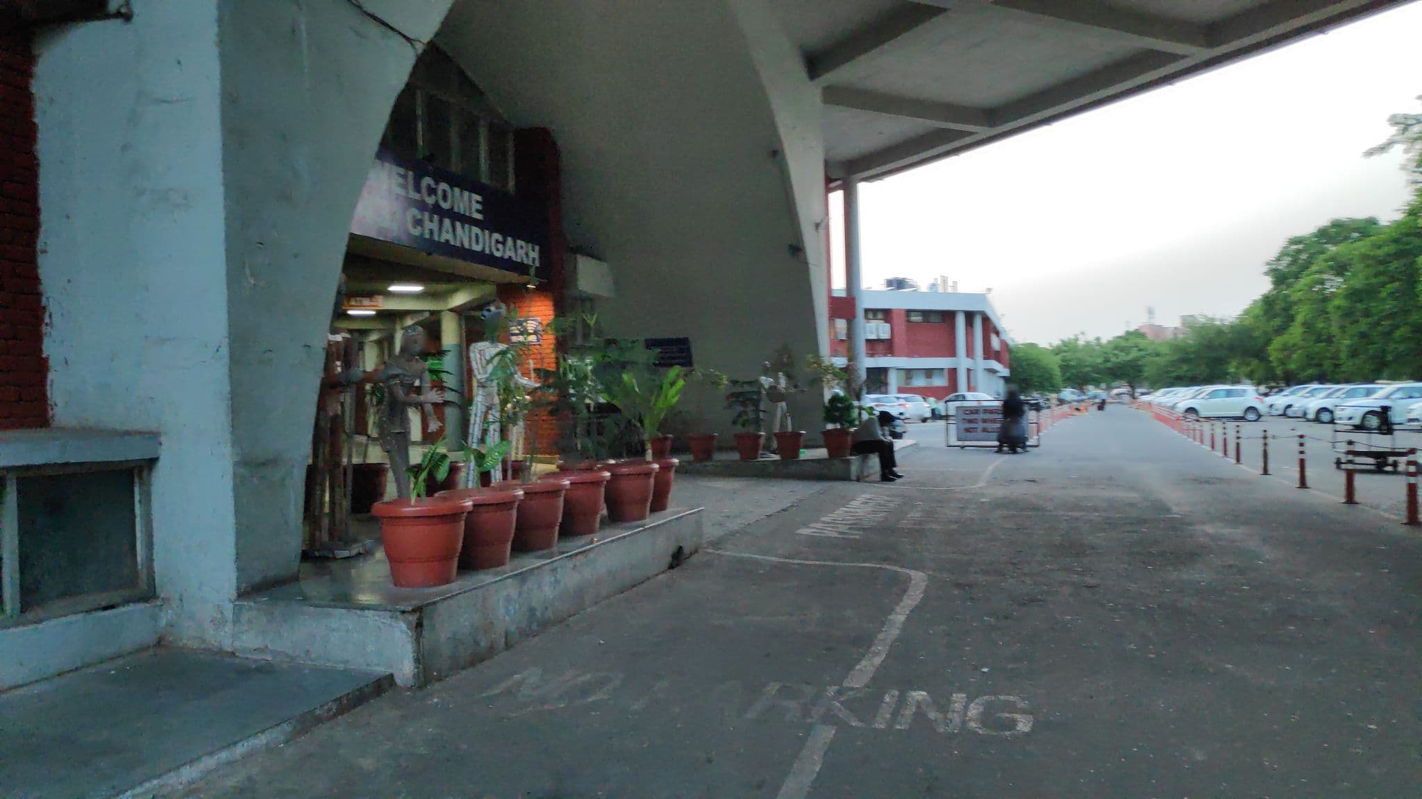 Street view near The Lodge 43, Mohali — © amike14 (CC BY-SA · Mapillary)