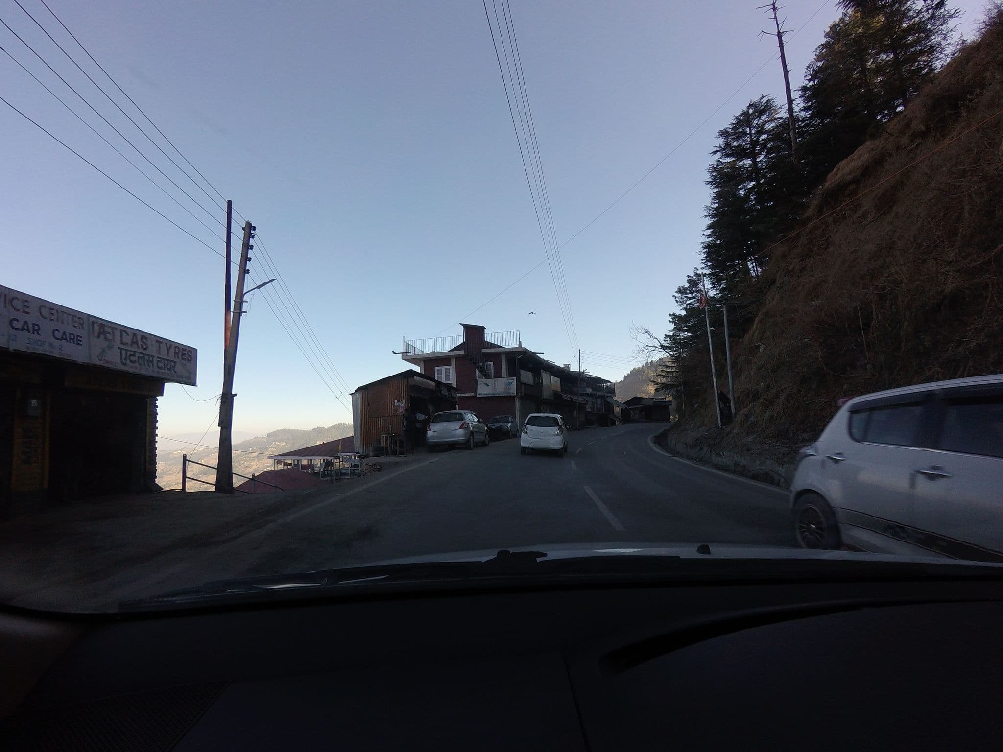 Street view near Woodrina, Shimla — © natarajakaveeti (CC BY-SA · Mapillary)