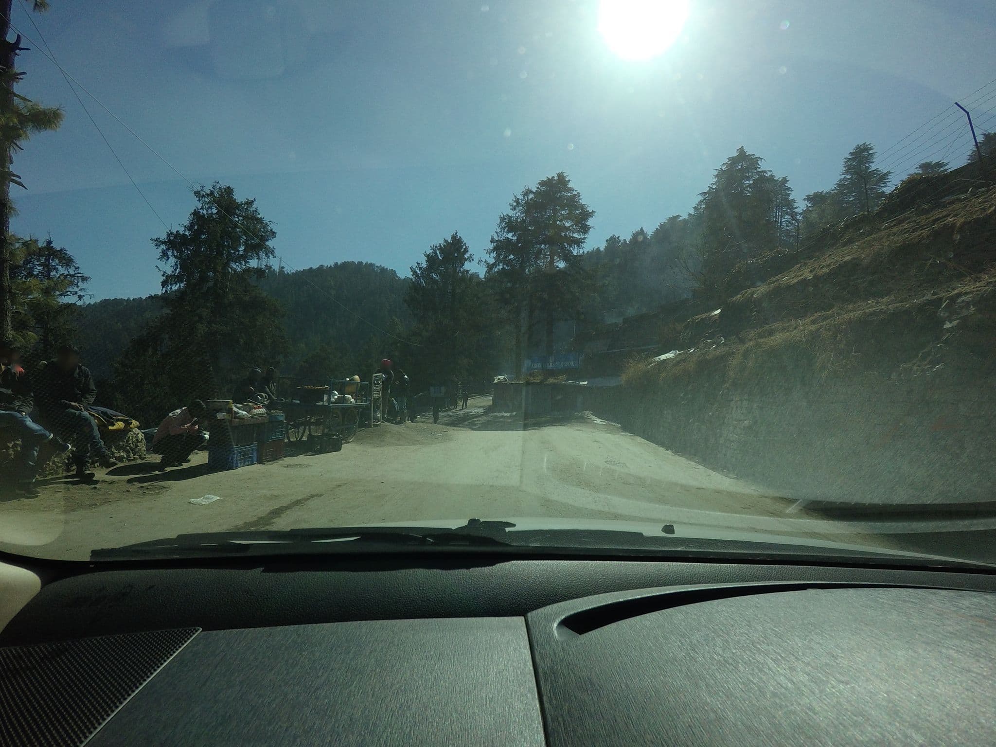 Street view near The Palace, Chail, Theog — © natarajakaveeti (CC BY-SA · Mapillary)